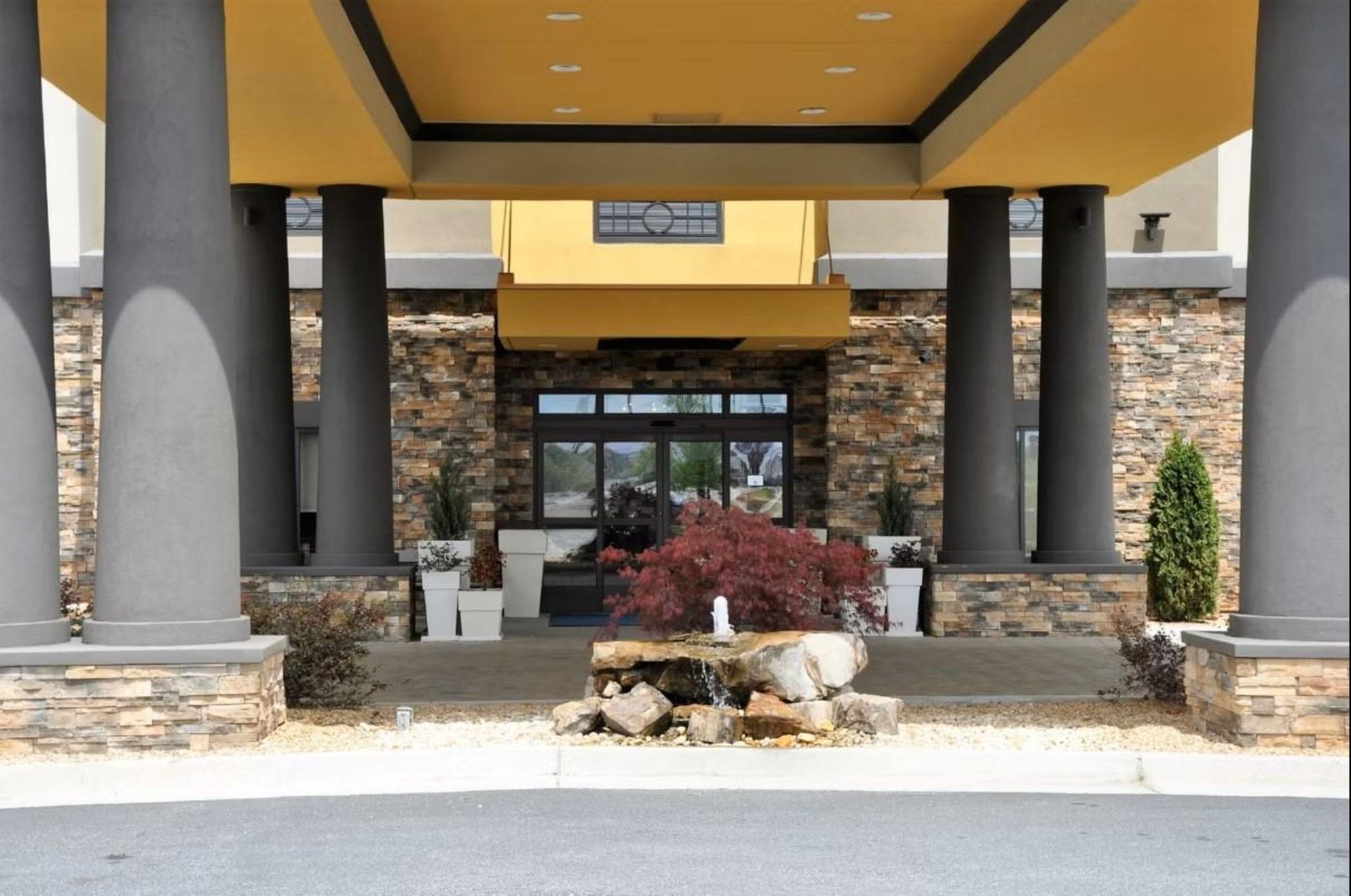 Holiday Inn Express & Suites Perry-National Fairground Area by IHG Image