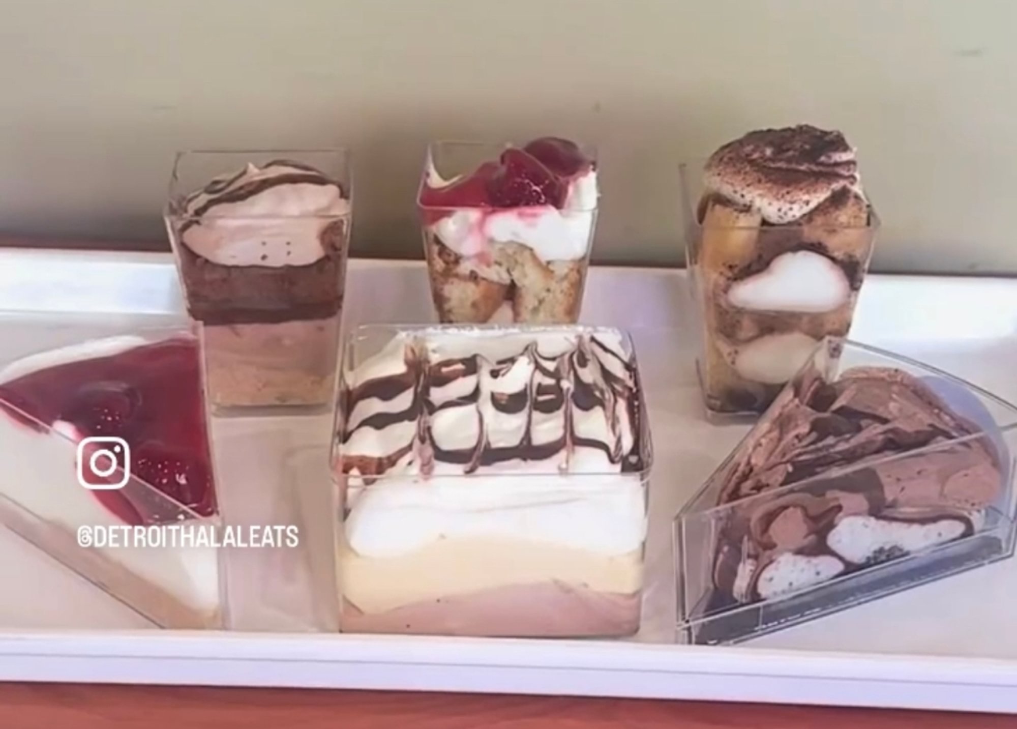 Dessert cup