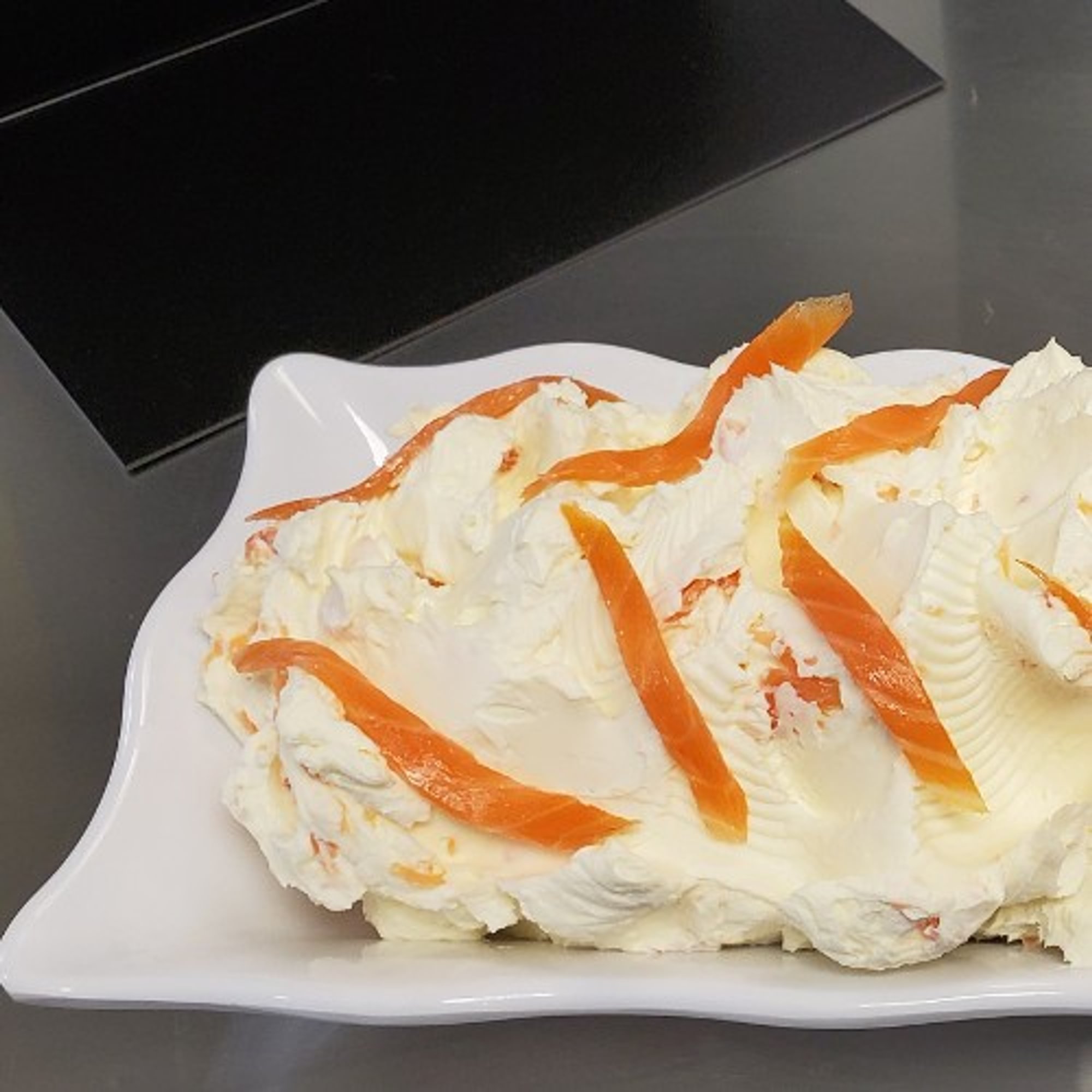 Lox cream cheese 1/4 lb