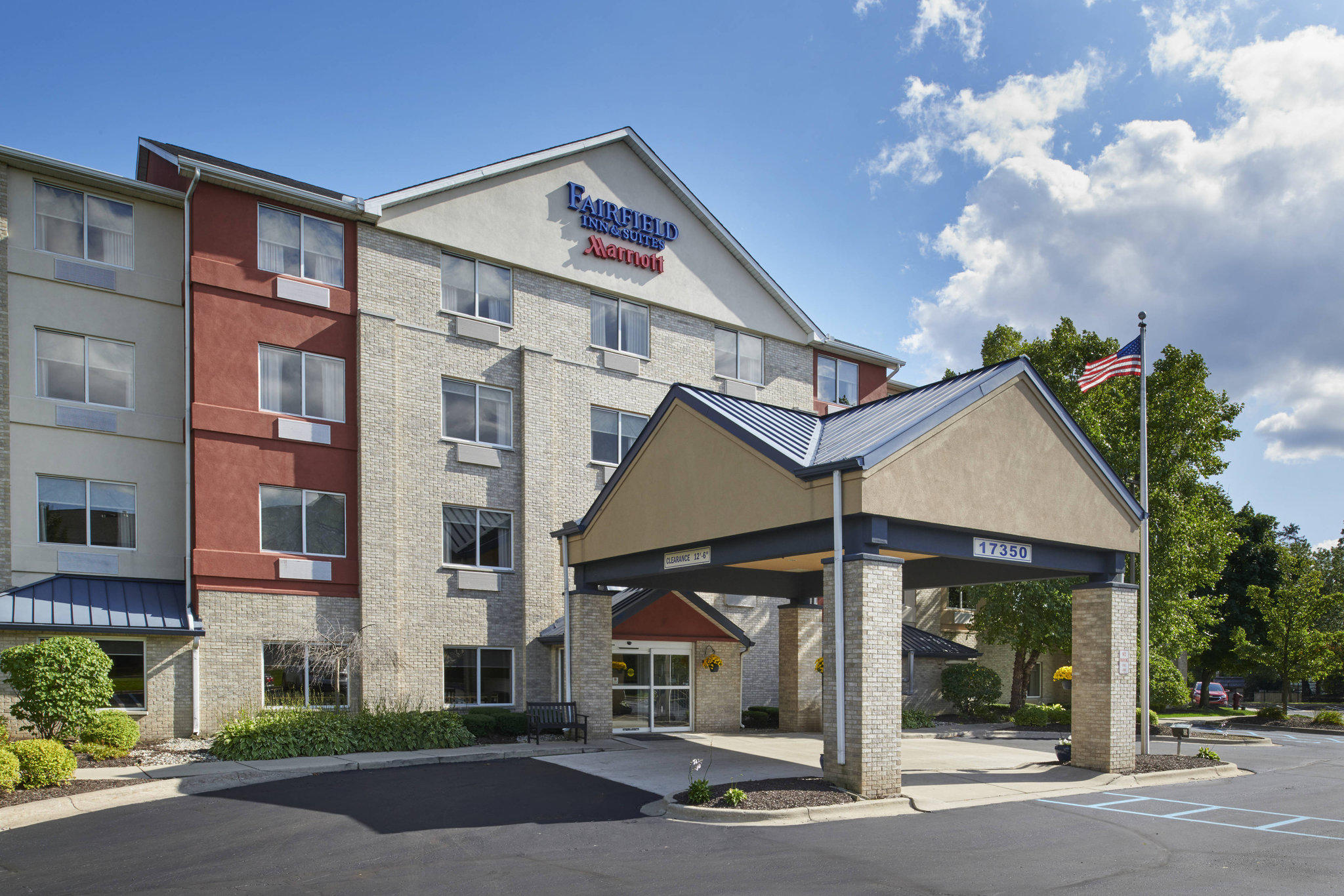 Fairfield Inn & Suites by Marriott Detroit Livonia Photo