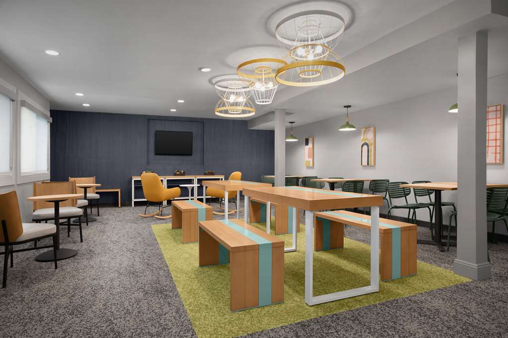 Spark by Hilton San Jose Airport Image