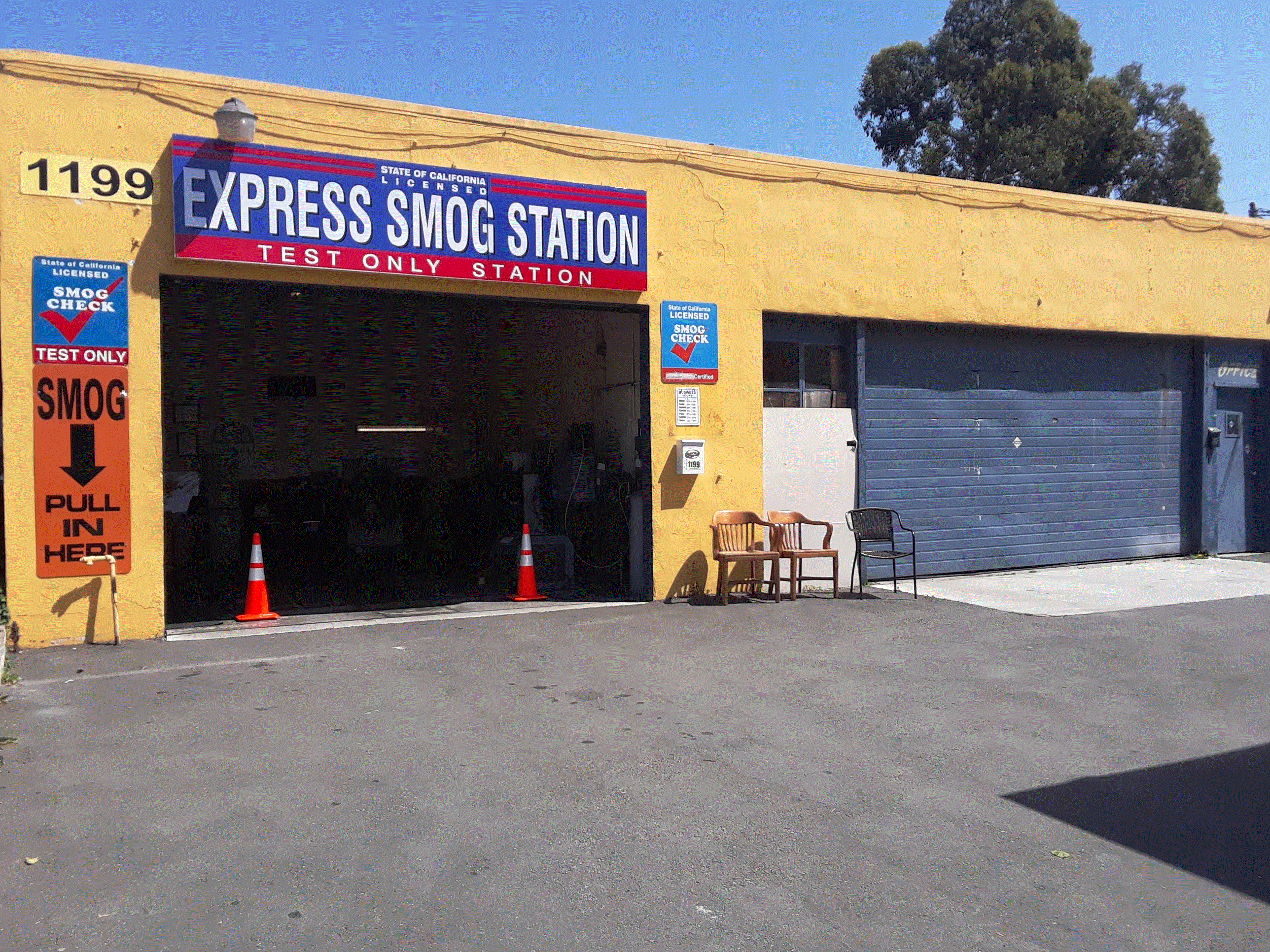 Express Smog Station Photo