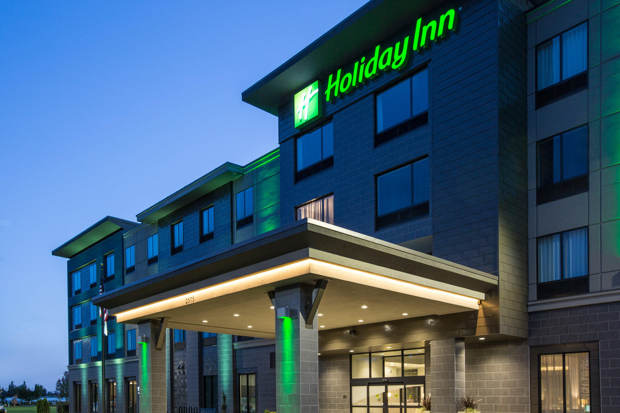 Holiday Inn Hillsboro Photo