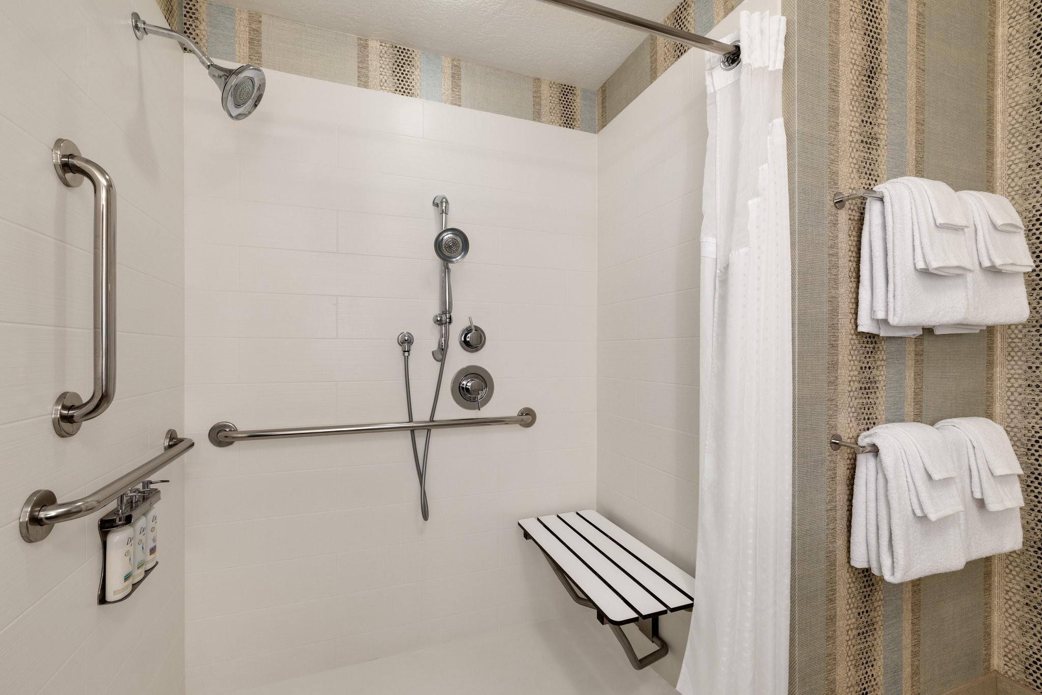 Holiday Inn Express & Suites Eugene Downtown - University by IHG Image