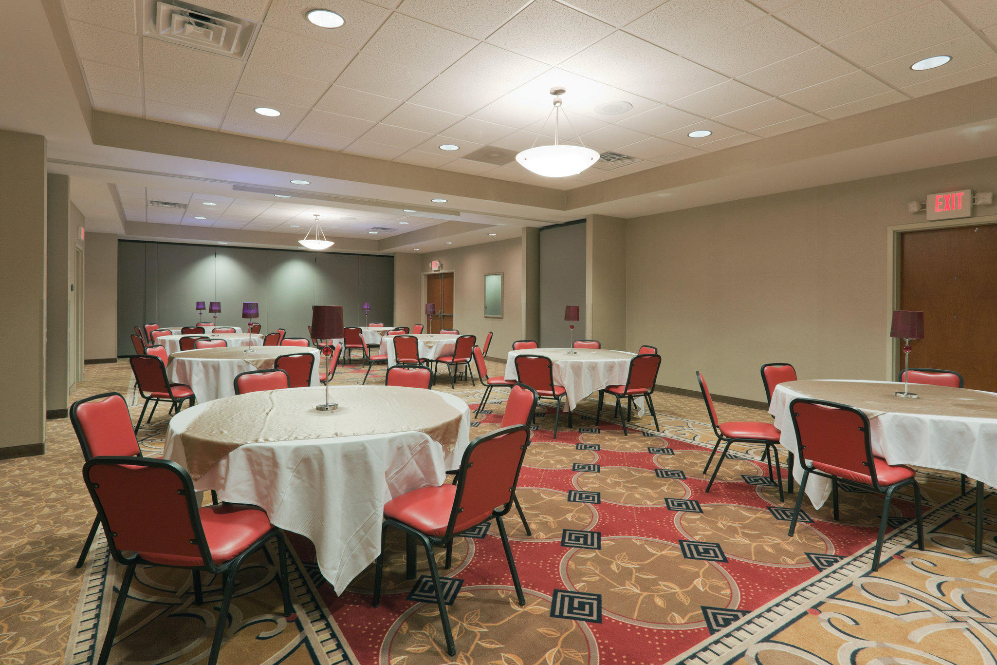 Holiday Inn Carbondale-Conference Center Photo