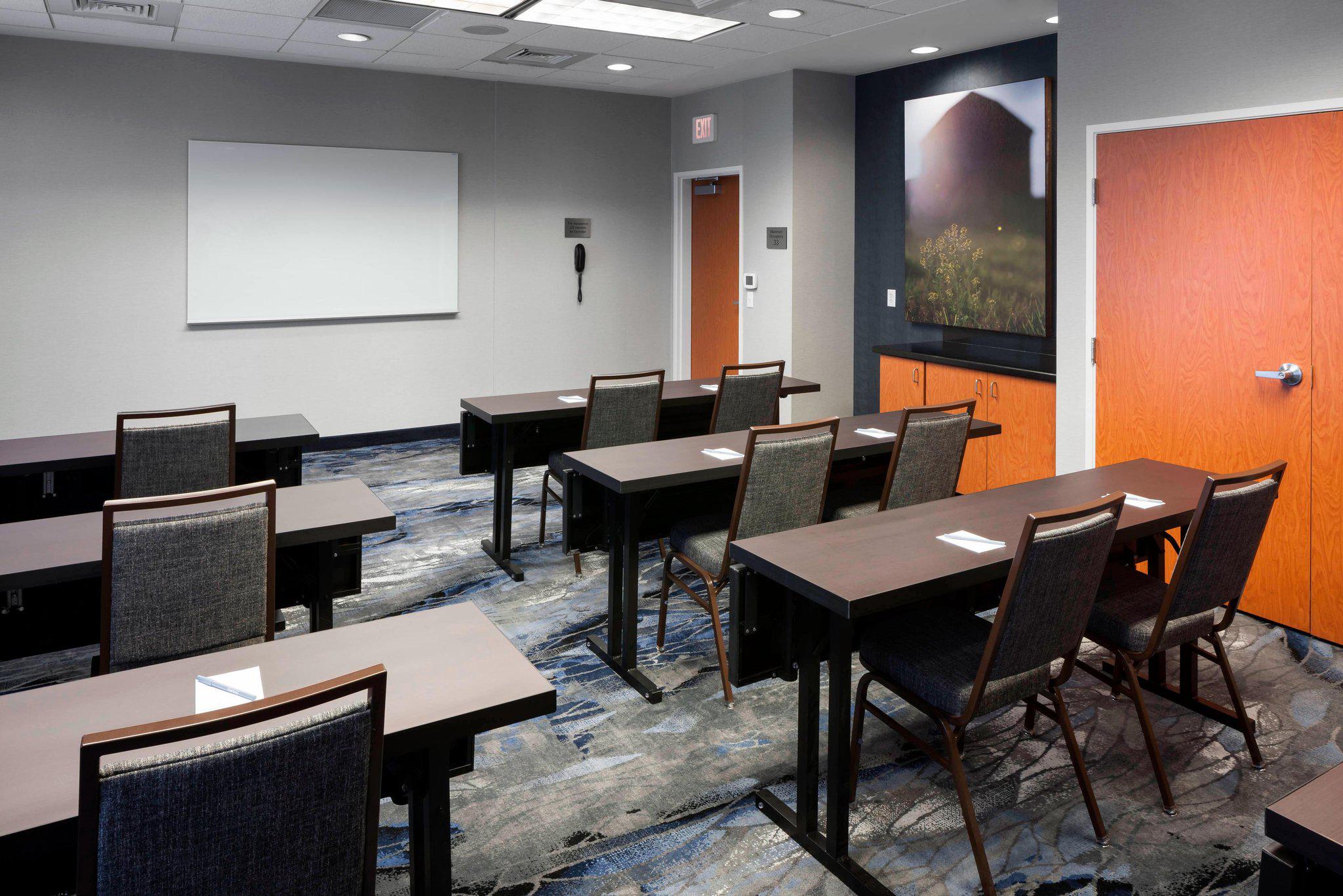 Fairfield Inn & Suites by Marriott Austin Parmer/Tech Ridge Photo