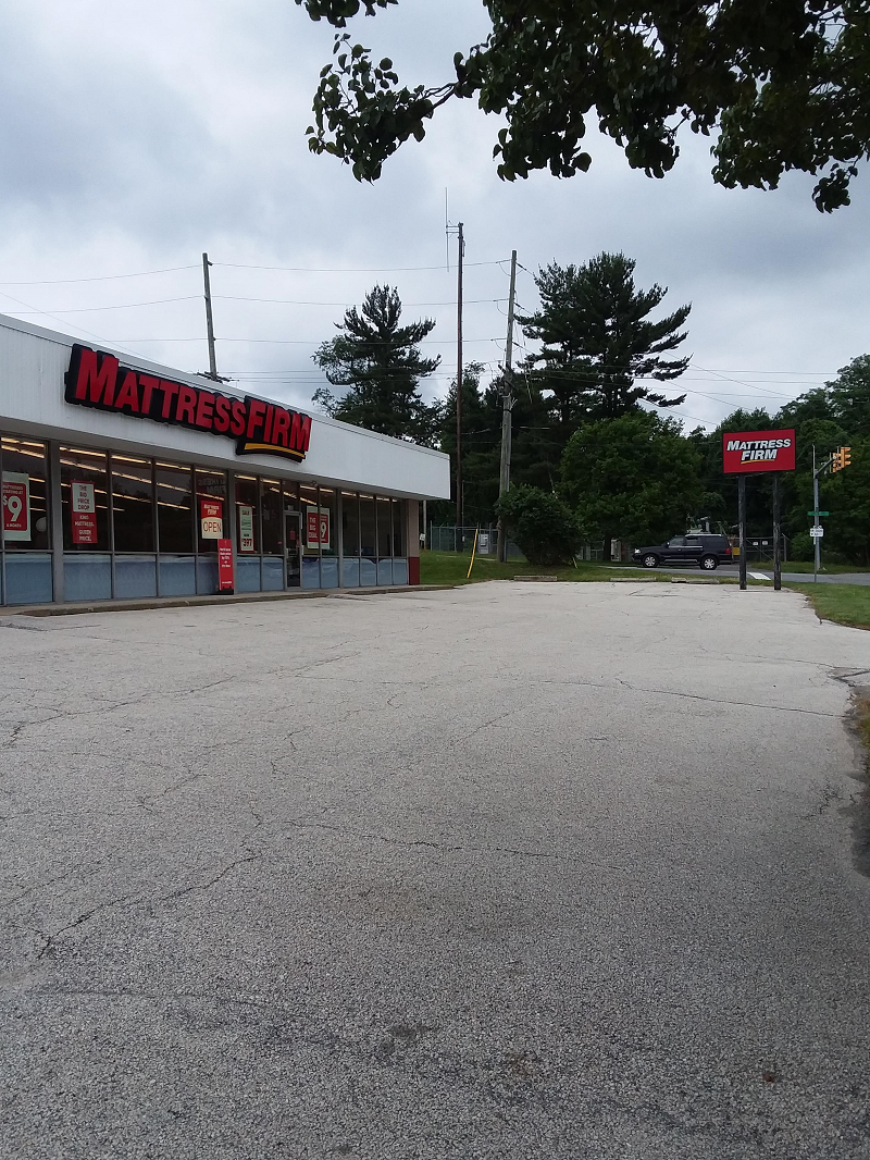 Mattress Firm Brookhaven Photo