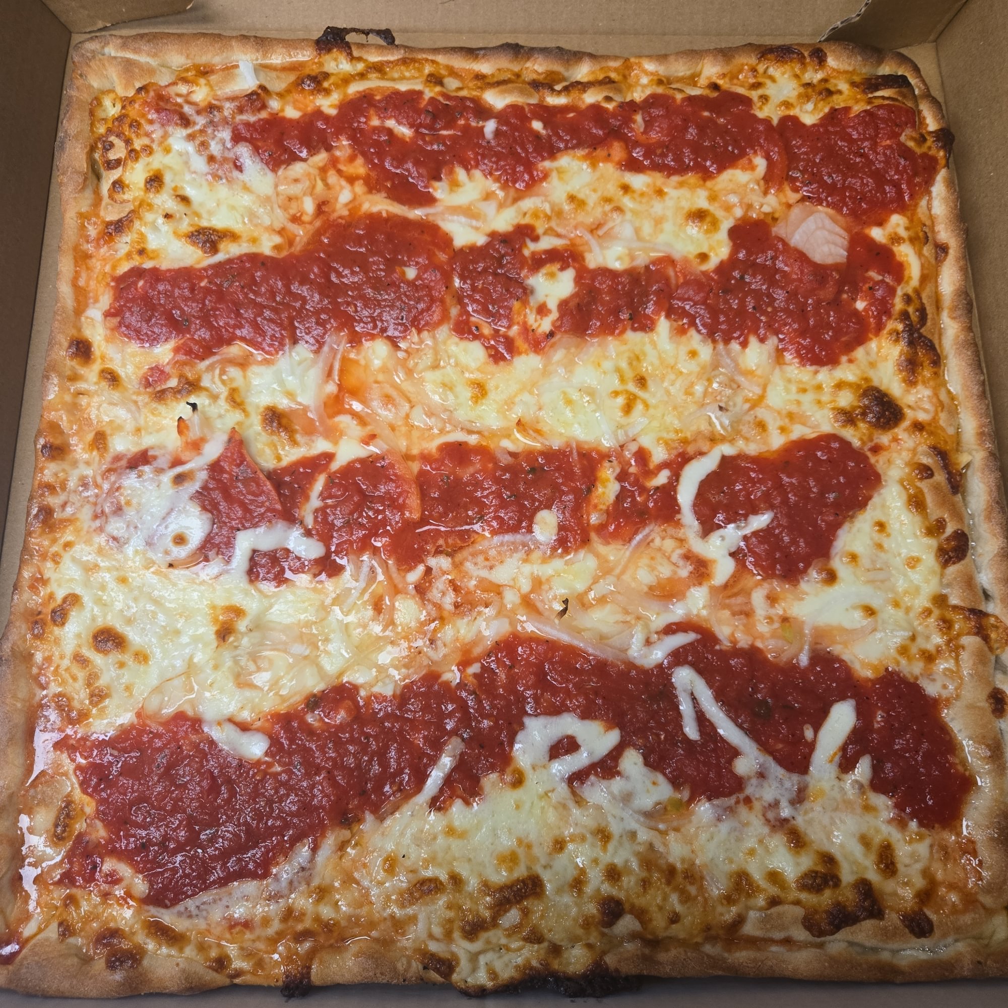 LG Grandma Pizza