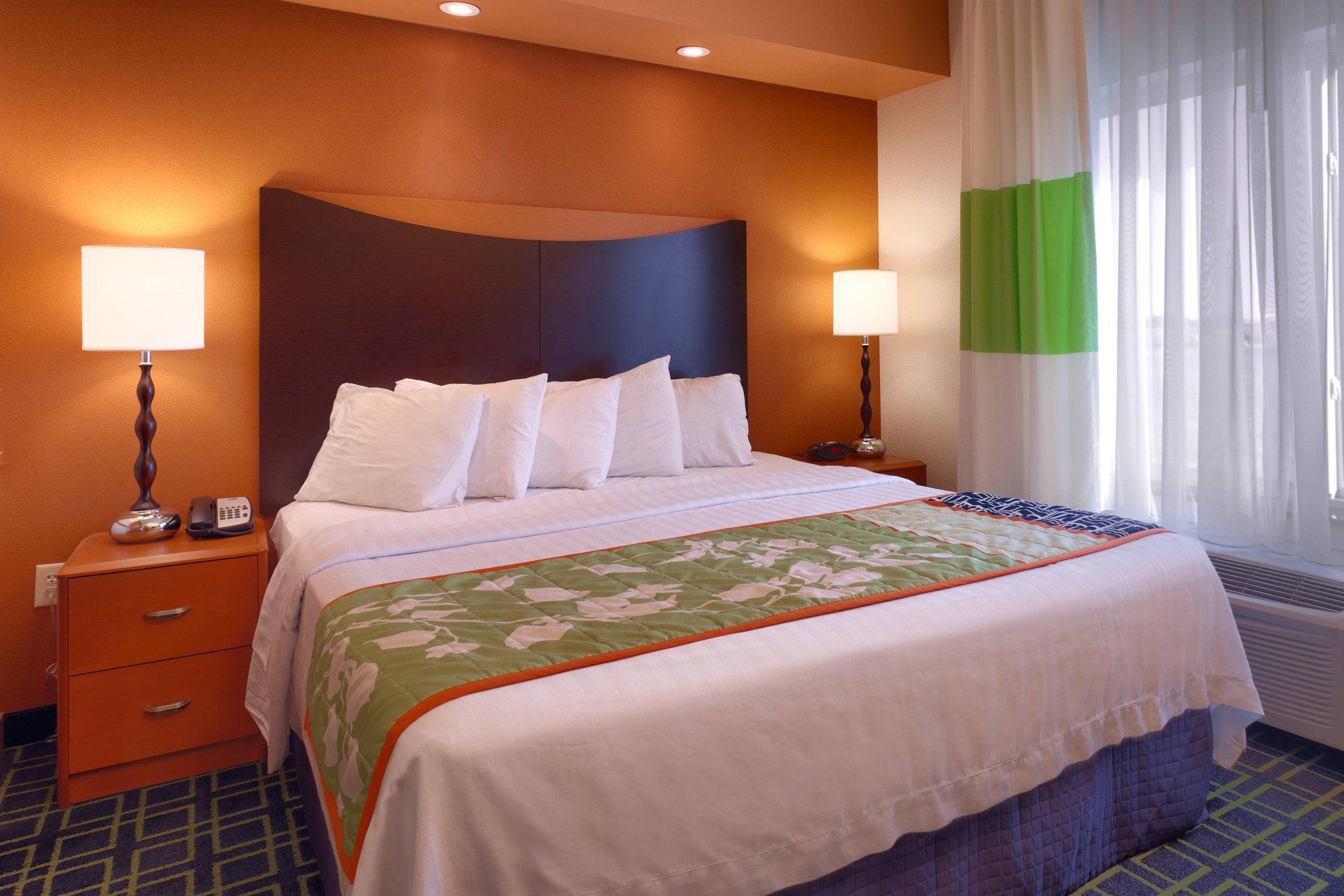 Fairfield Inn & Suites by Marriott Laramie Photo