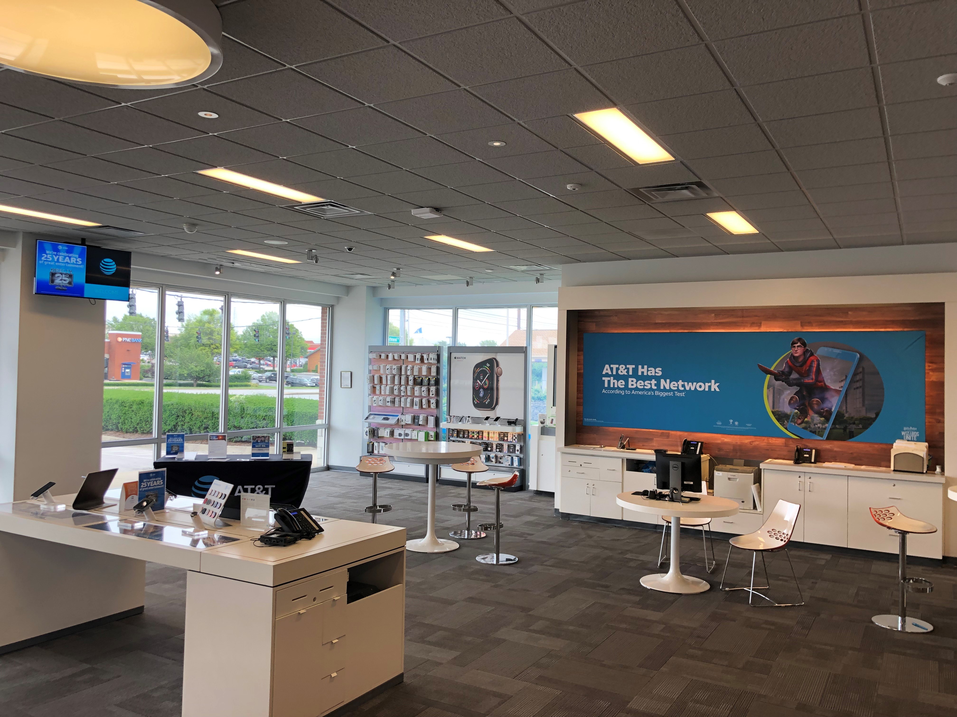 AT&T Store Photo