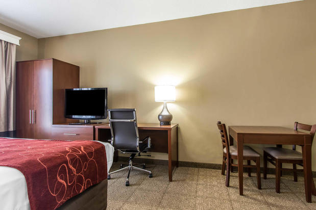 Images Comfort Suites