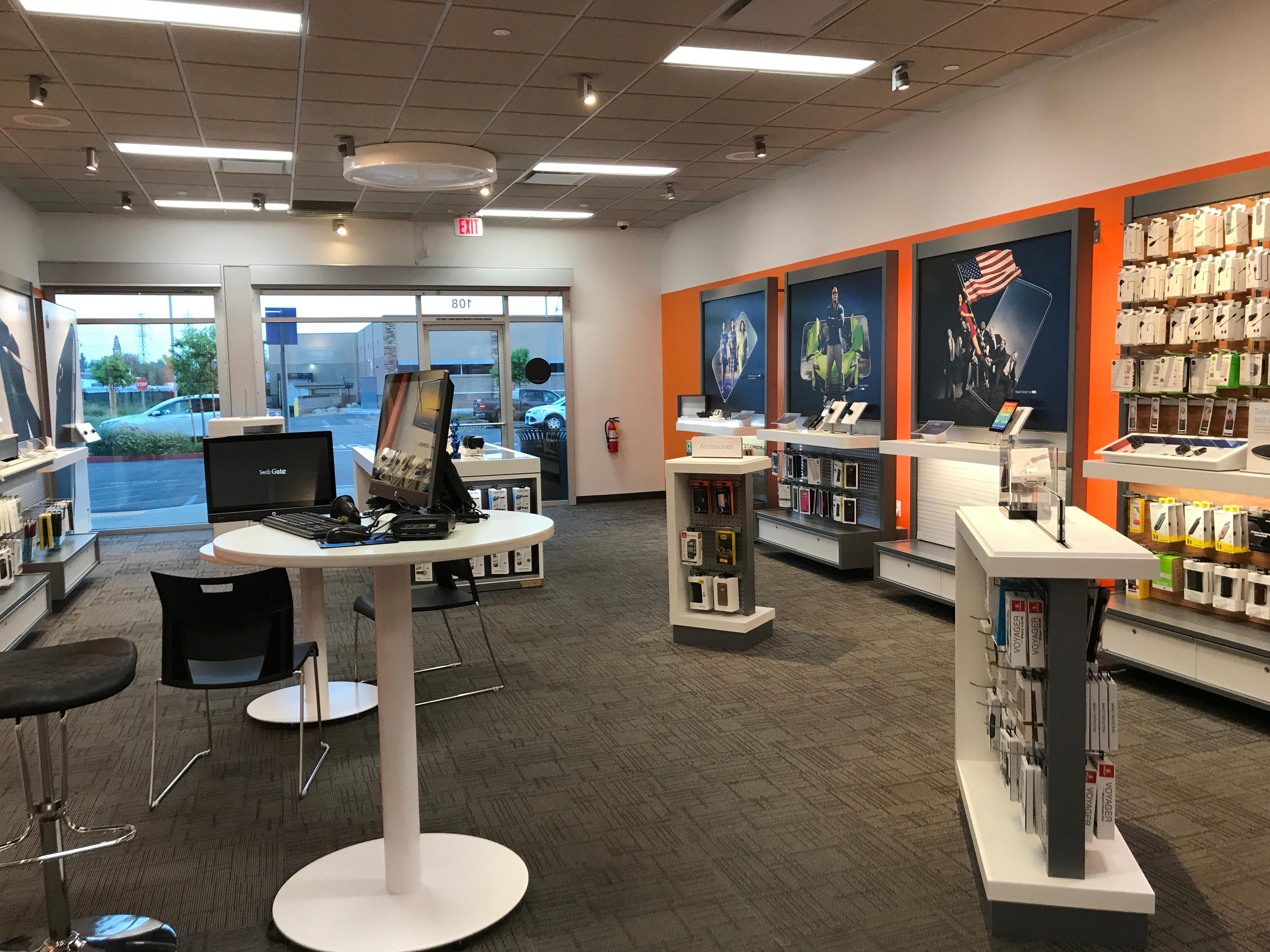 AT&T Store Photo