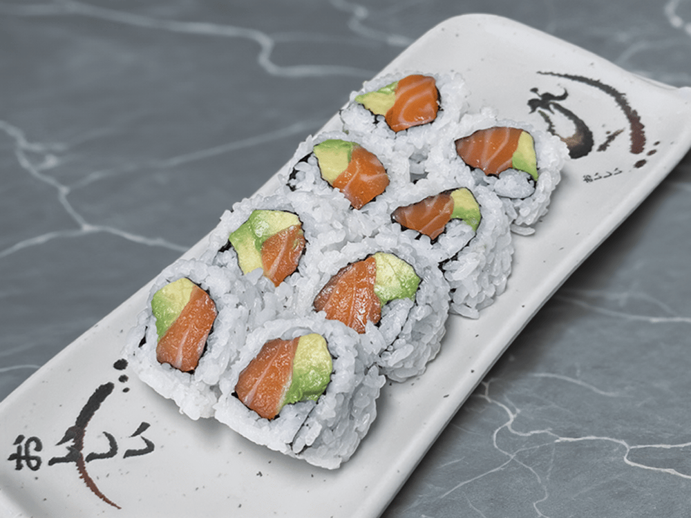Salmon & Avocado Roll ⭐