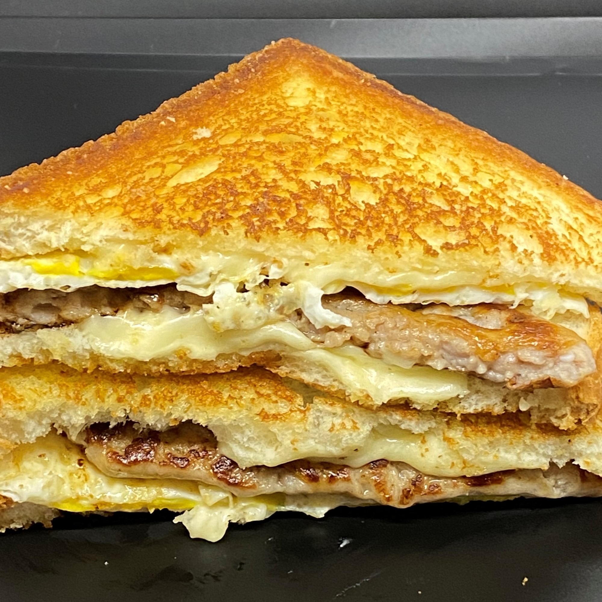Egg Sandwich 'N' Cheese