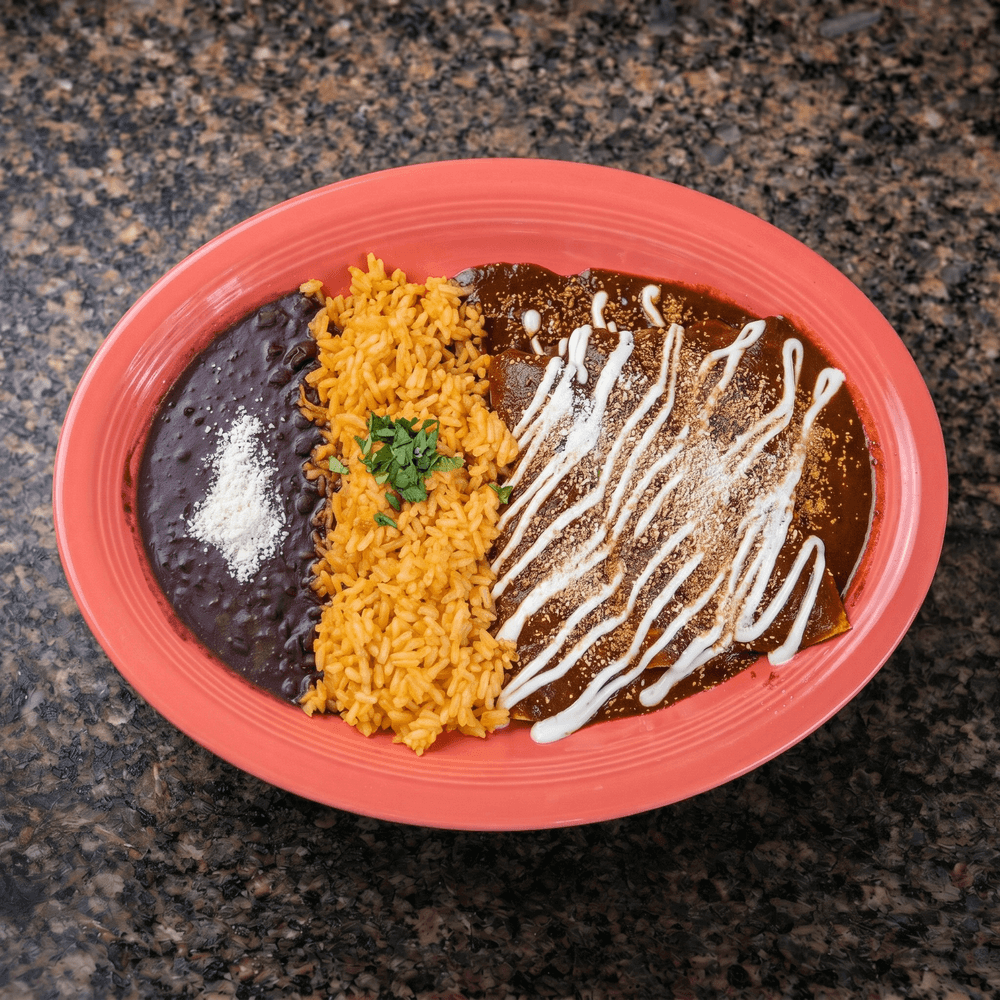 Enchiladas De Mole