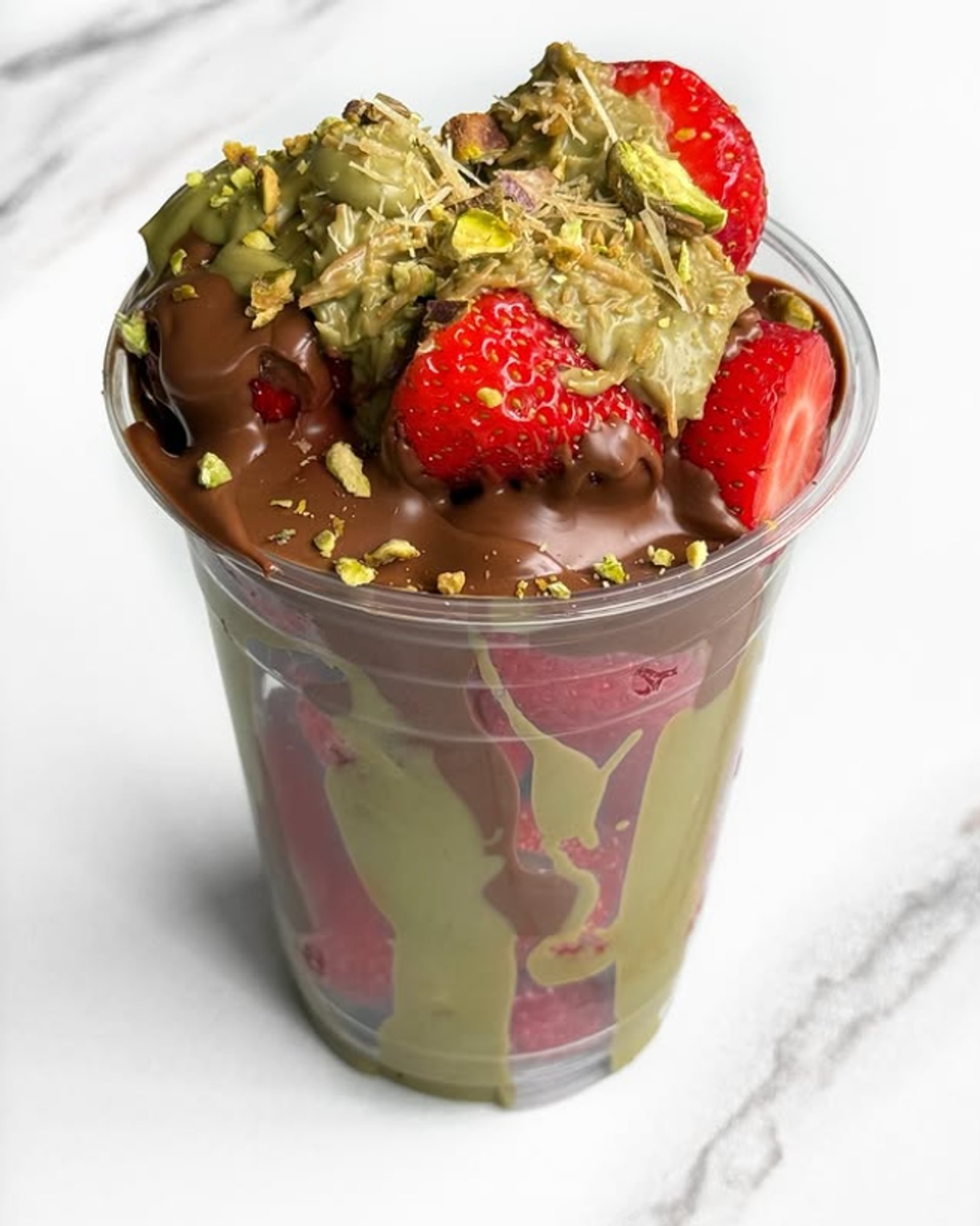 Dubai Chocolate Strawberry Cup