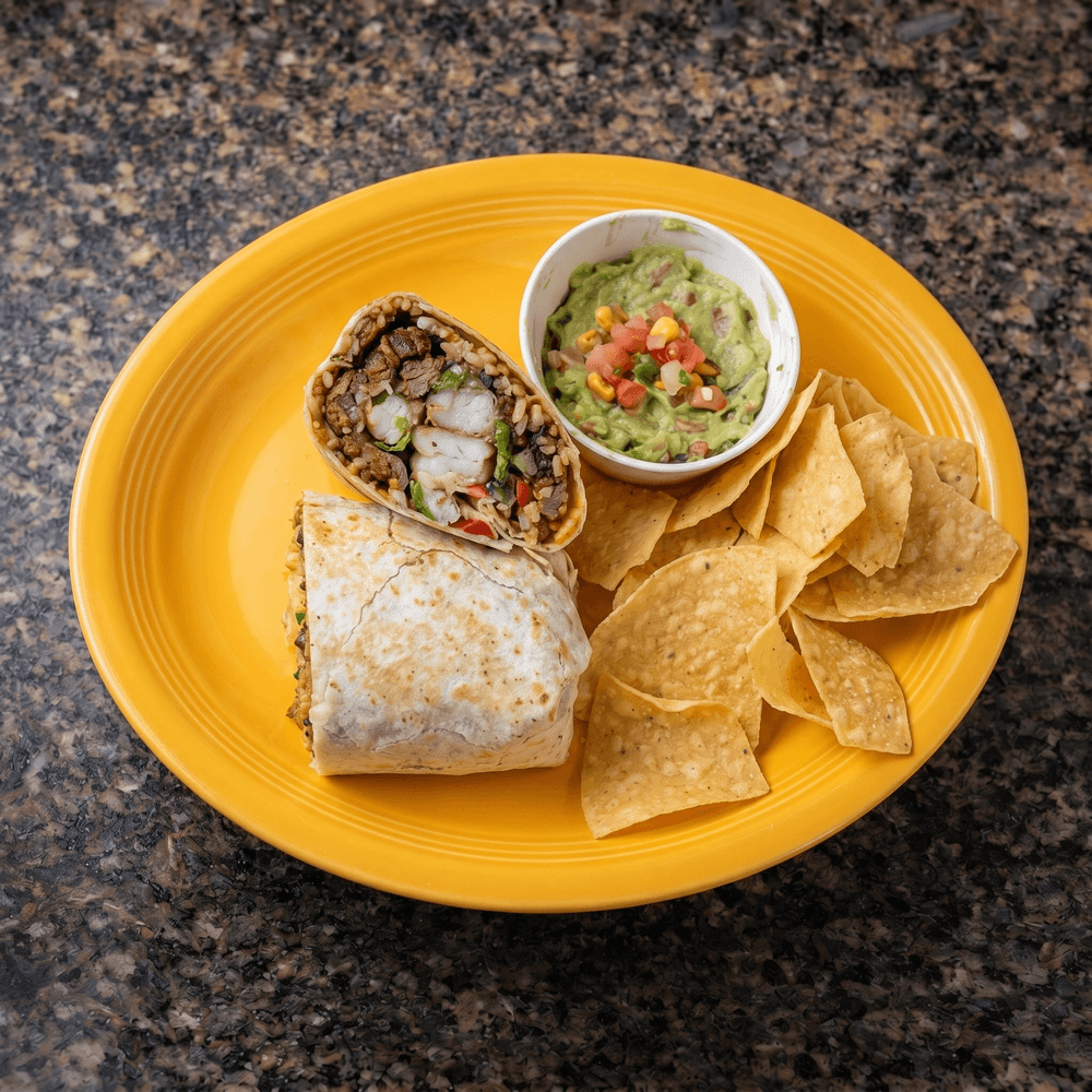 Mar Y Tierra Burrito