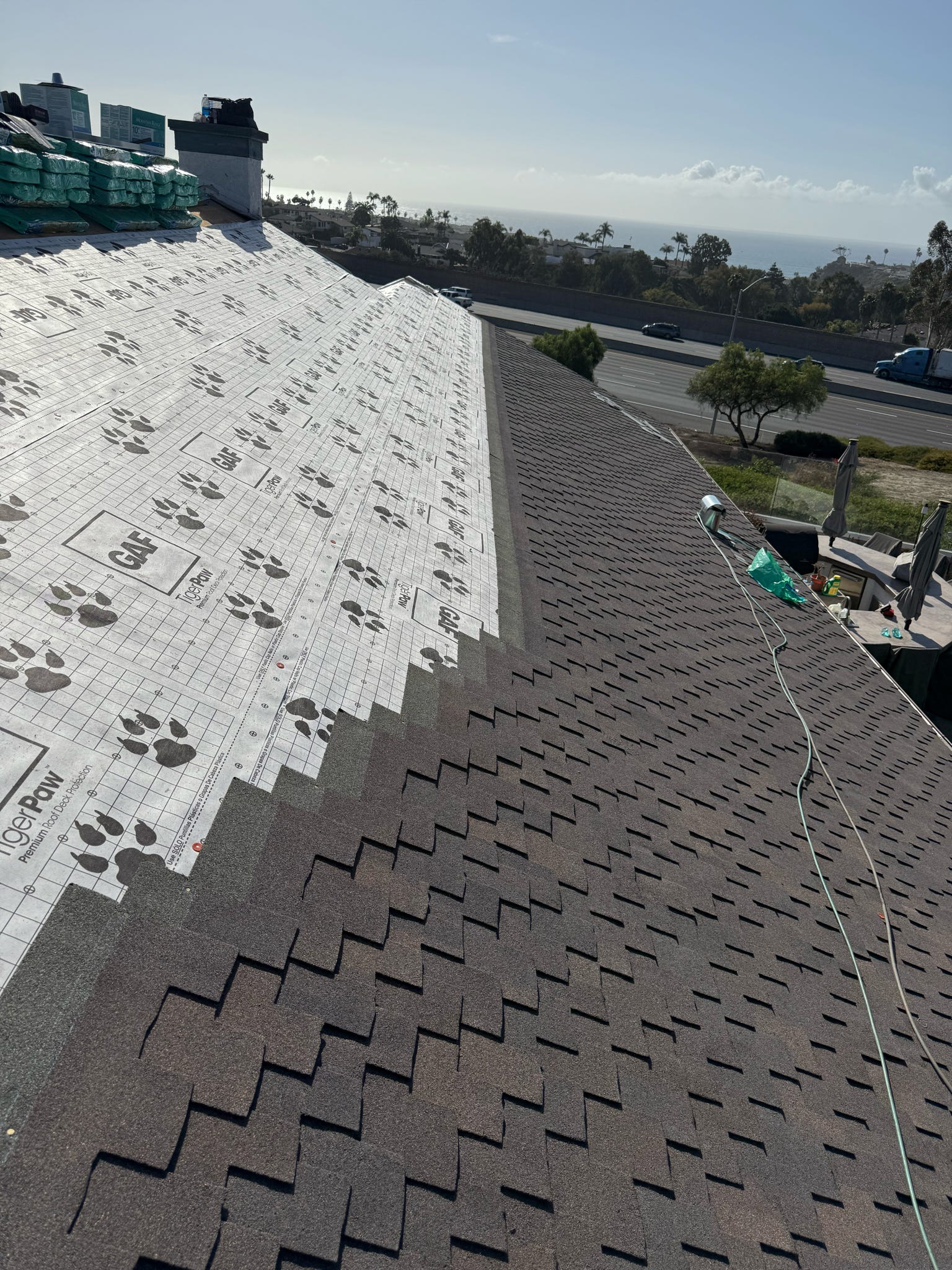 the Box Roofing Inc Image