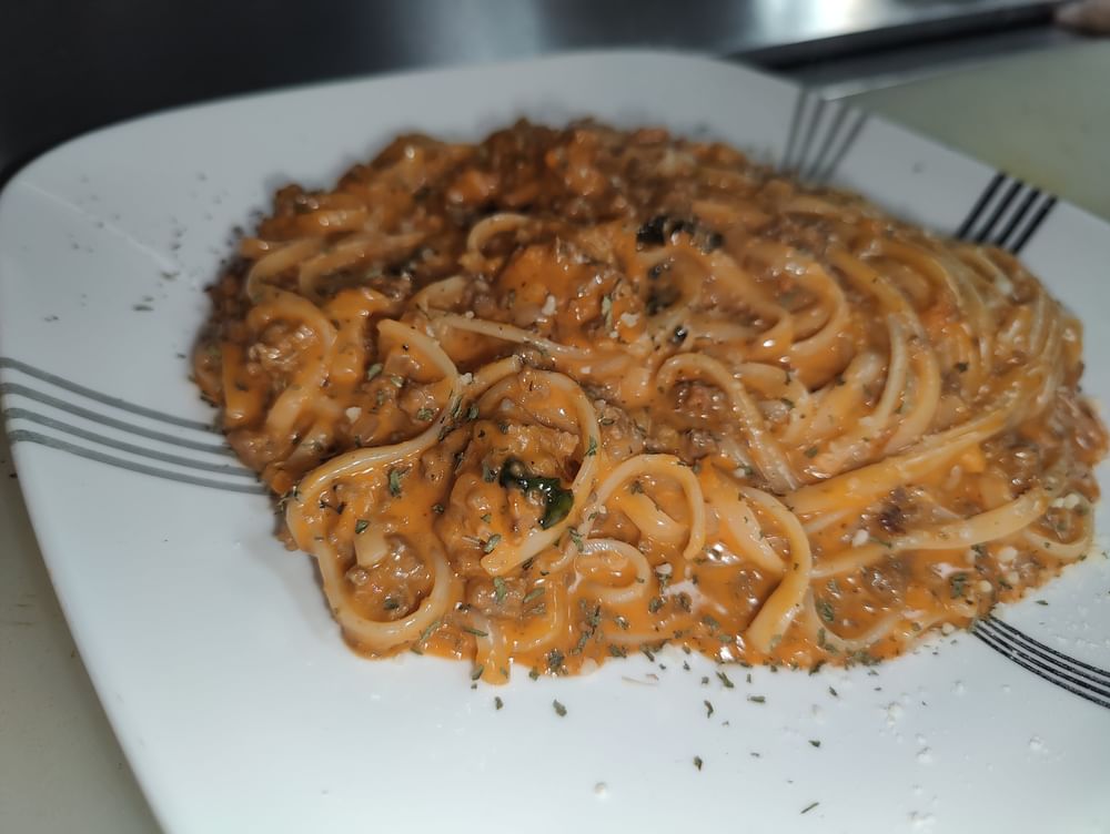 Pasta with Bolognese Sauce