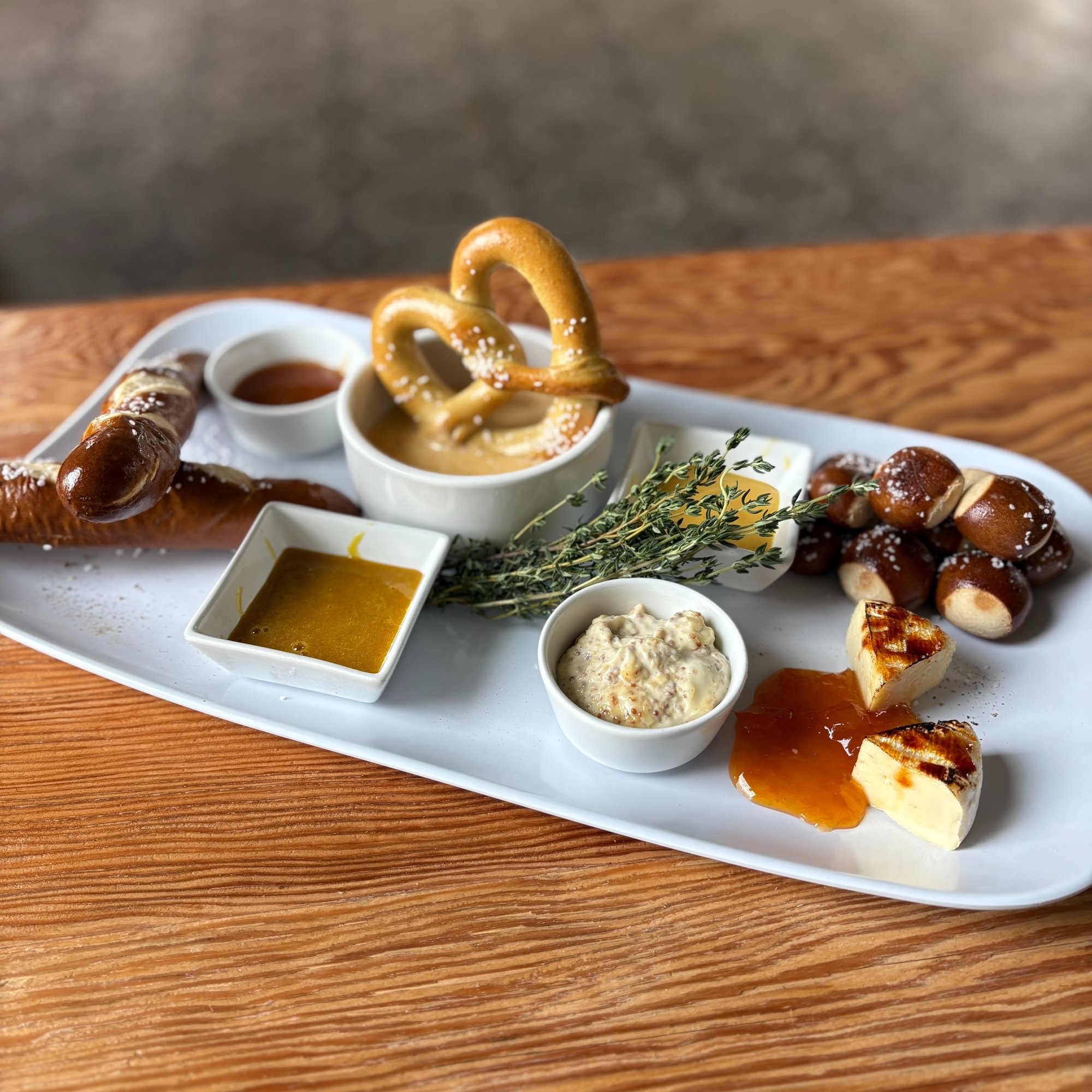 Twisted Pretzel Platter