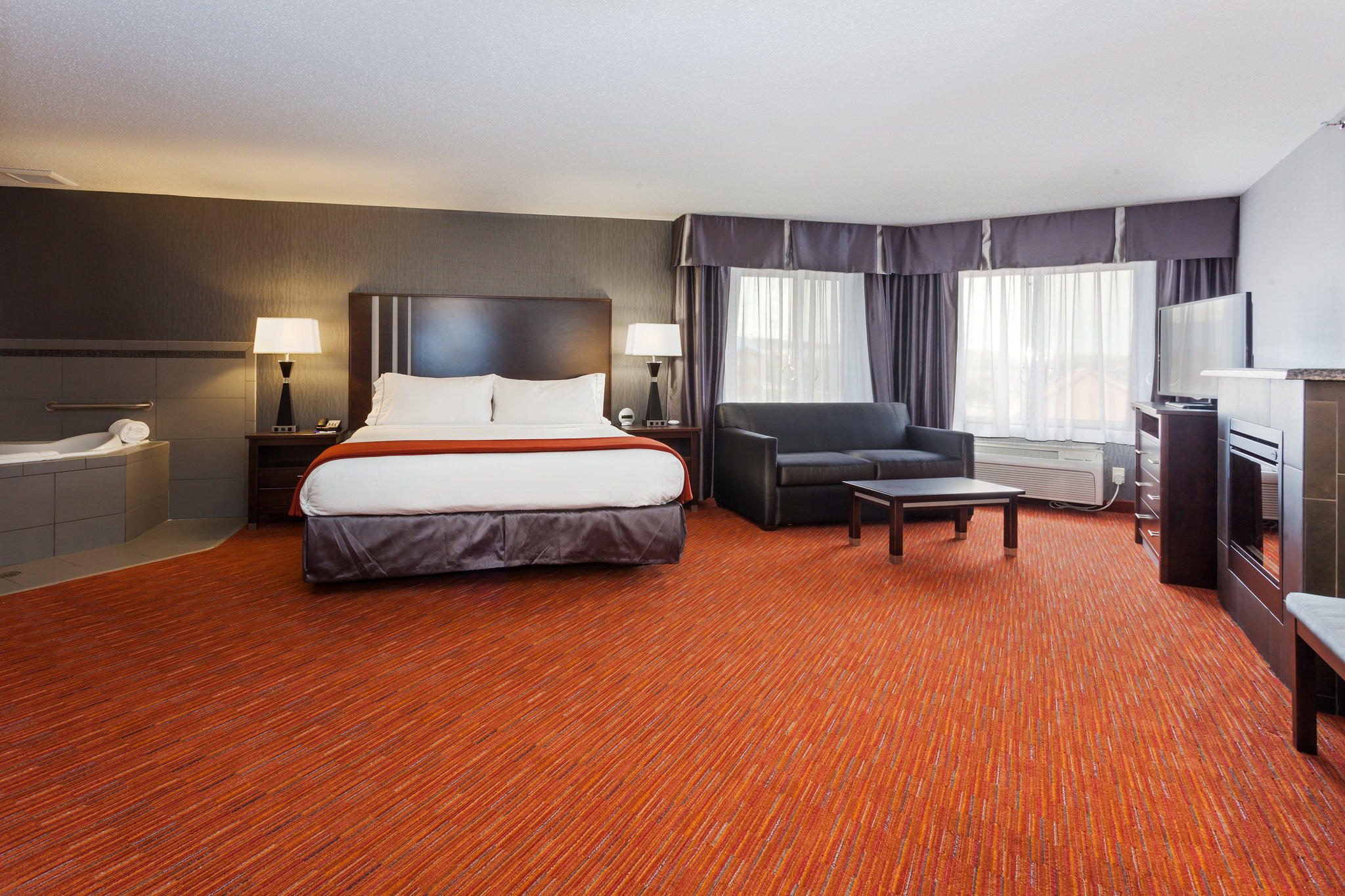 Holiday Inn Express & Suites Rapid City I-90 Photo