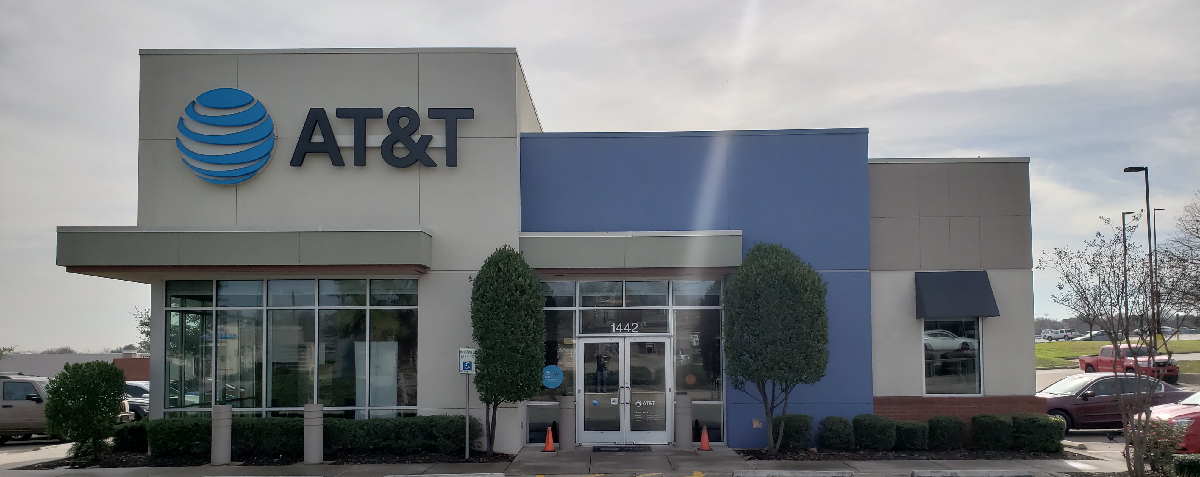 AT&T Store Photo