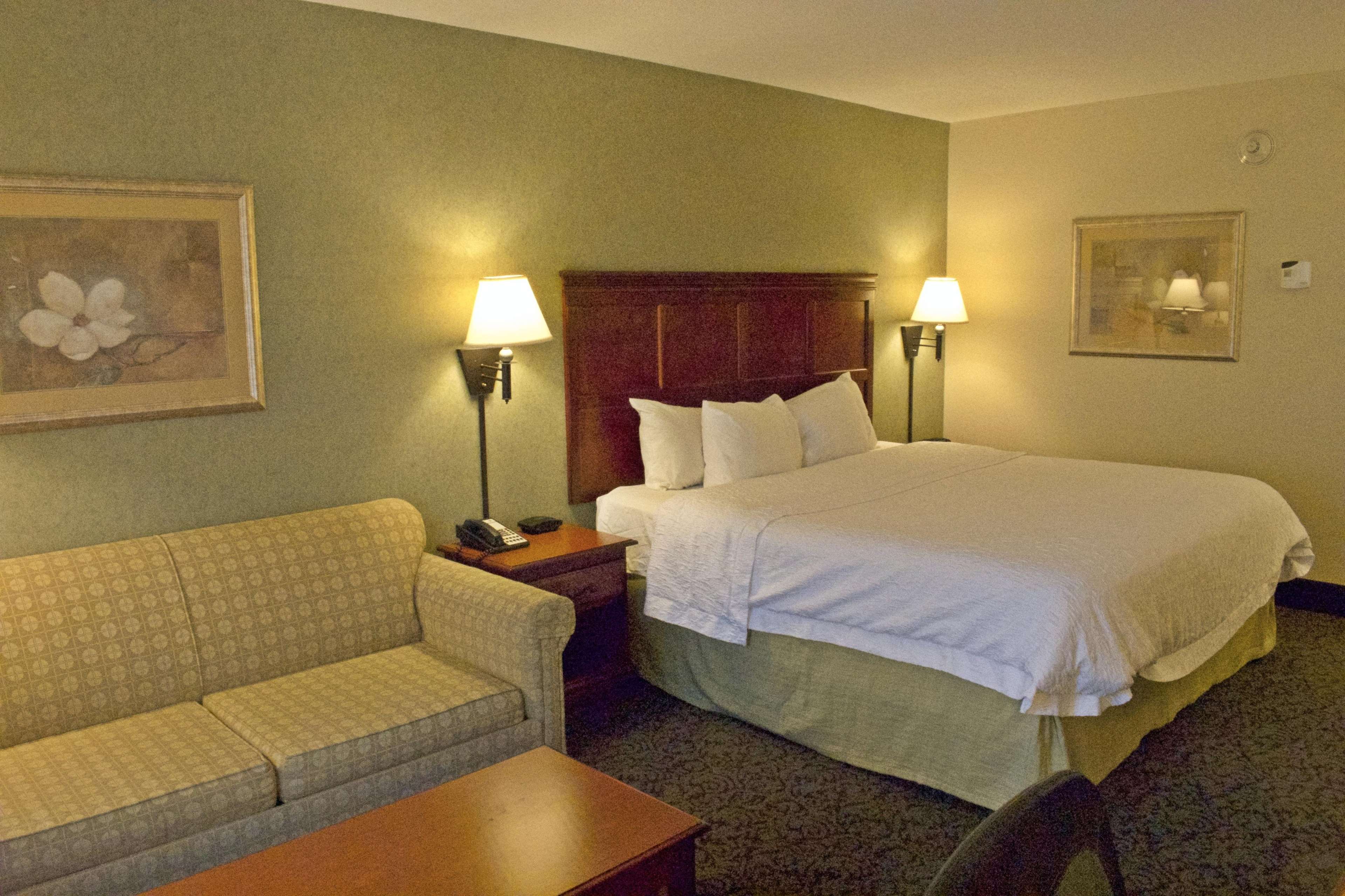 Hampton Inn Ithaca Photo