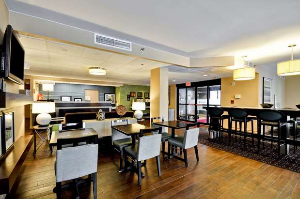 Images Hampton Inn Detroit/Madison Heights/South Troy