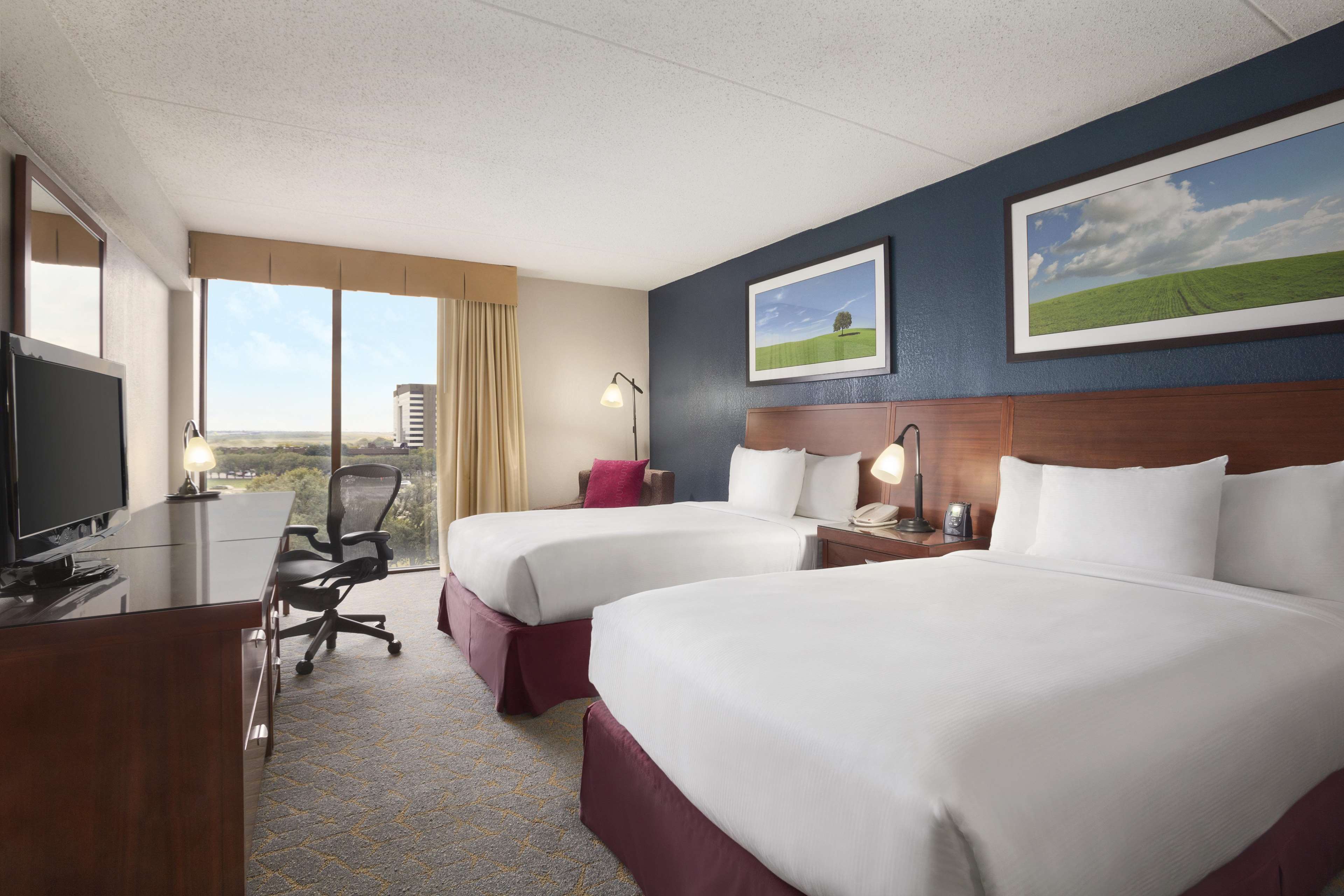 DoubleTree by Hilton Hotel Dallas - DFW Airport North Photo