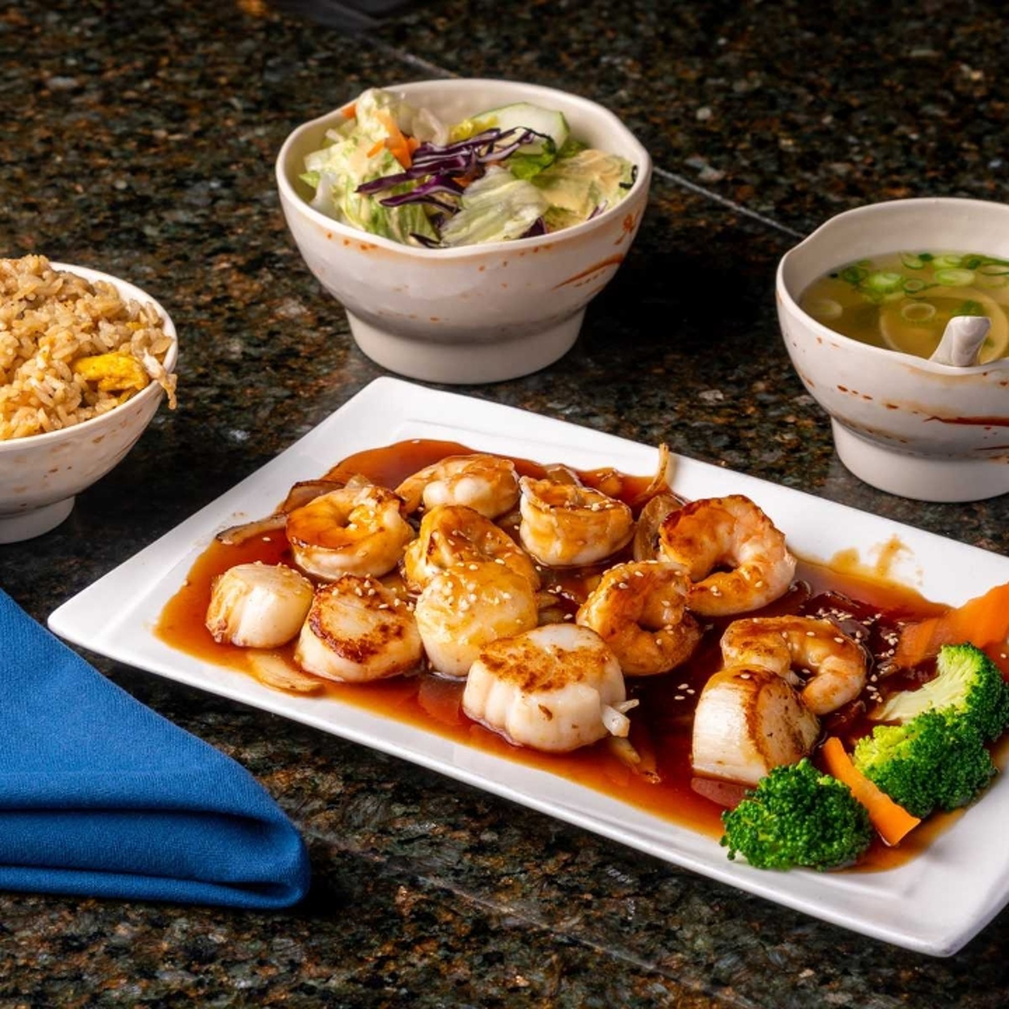 (L) Shrimp & Scallop Hibachi