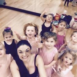 Tap-n-Toes School of Dance Image