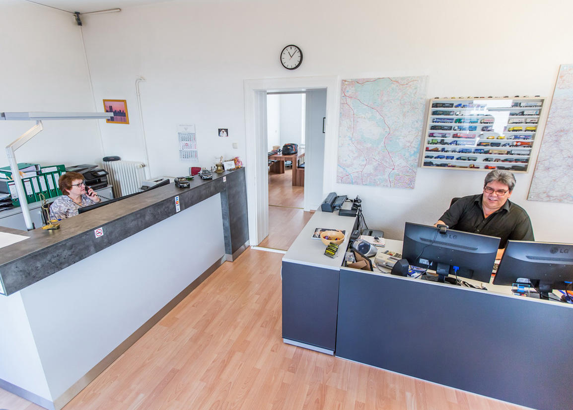Bilder Flughafentransfer, Krankenfahrten, Mietwagen KURTH