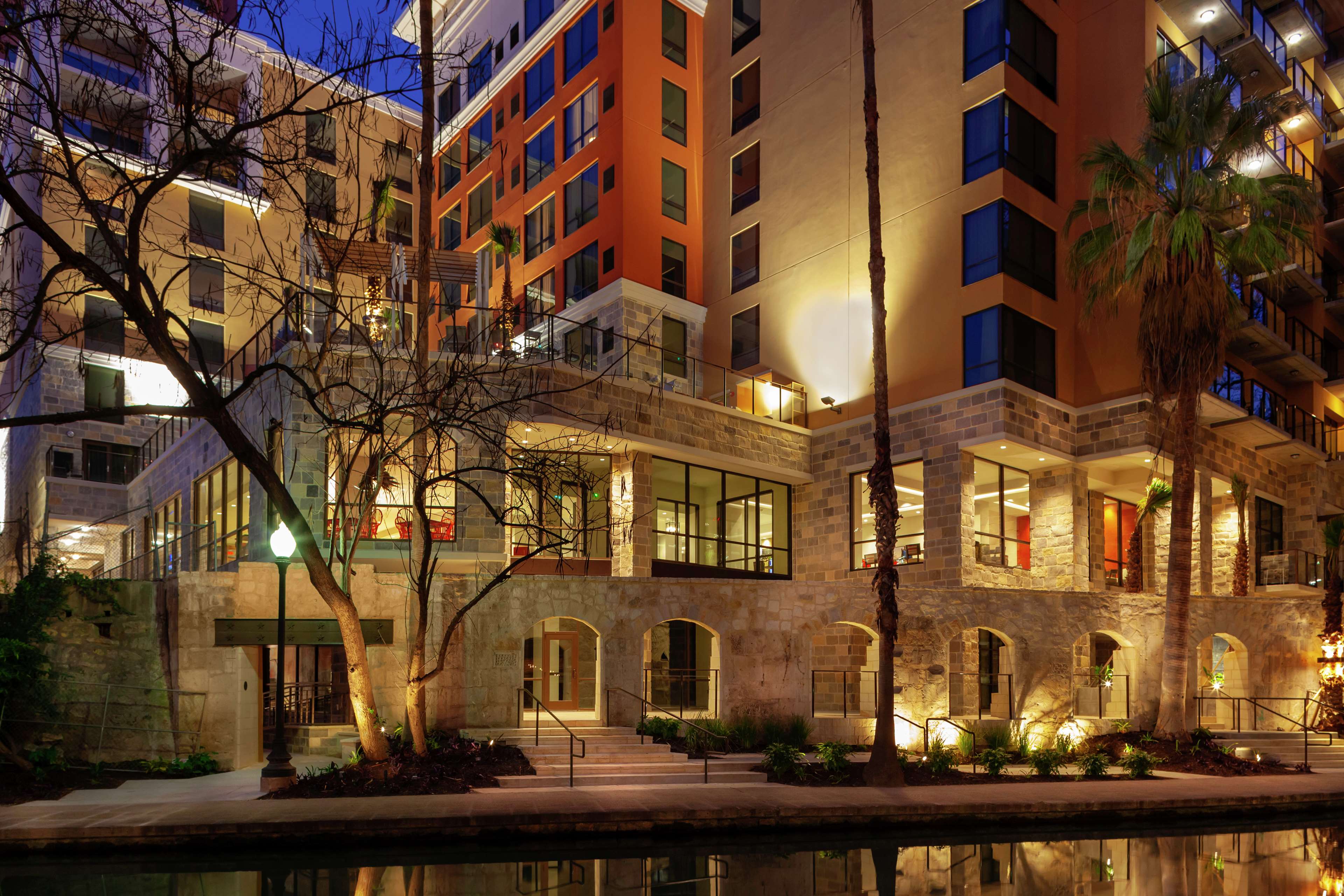 Home2 Suites by Hilton San Antonio Riverwalk Photo