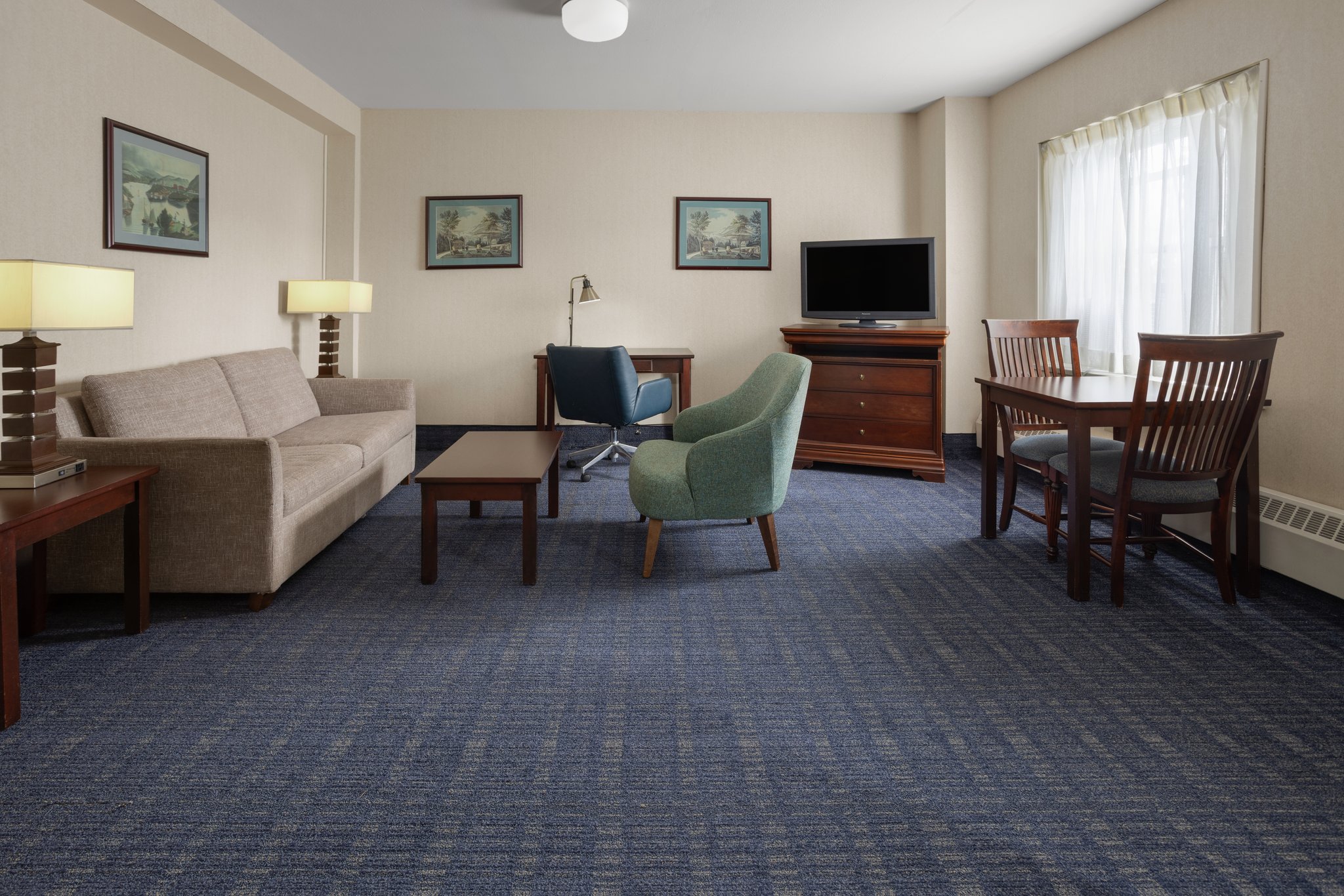 IHG Army Hotels Five Star Inn Image