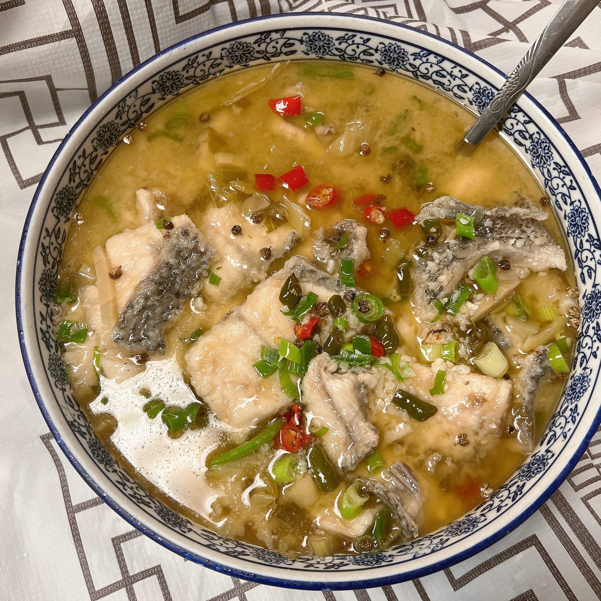 Whole Fish with Clear Noodle in Szechuan Pickle Soup 酸菜活鱼