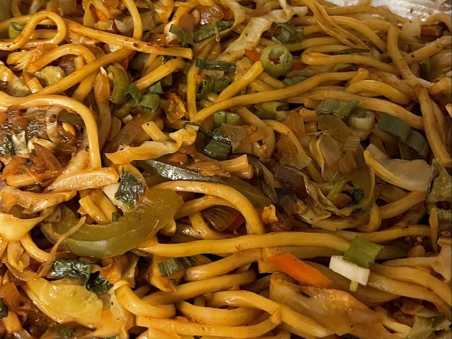 VEG HAKKA NOODLES