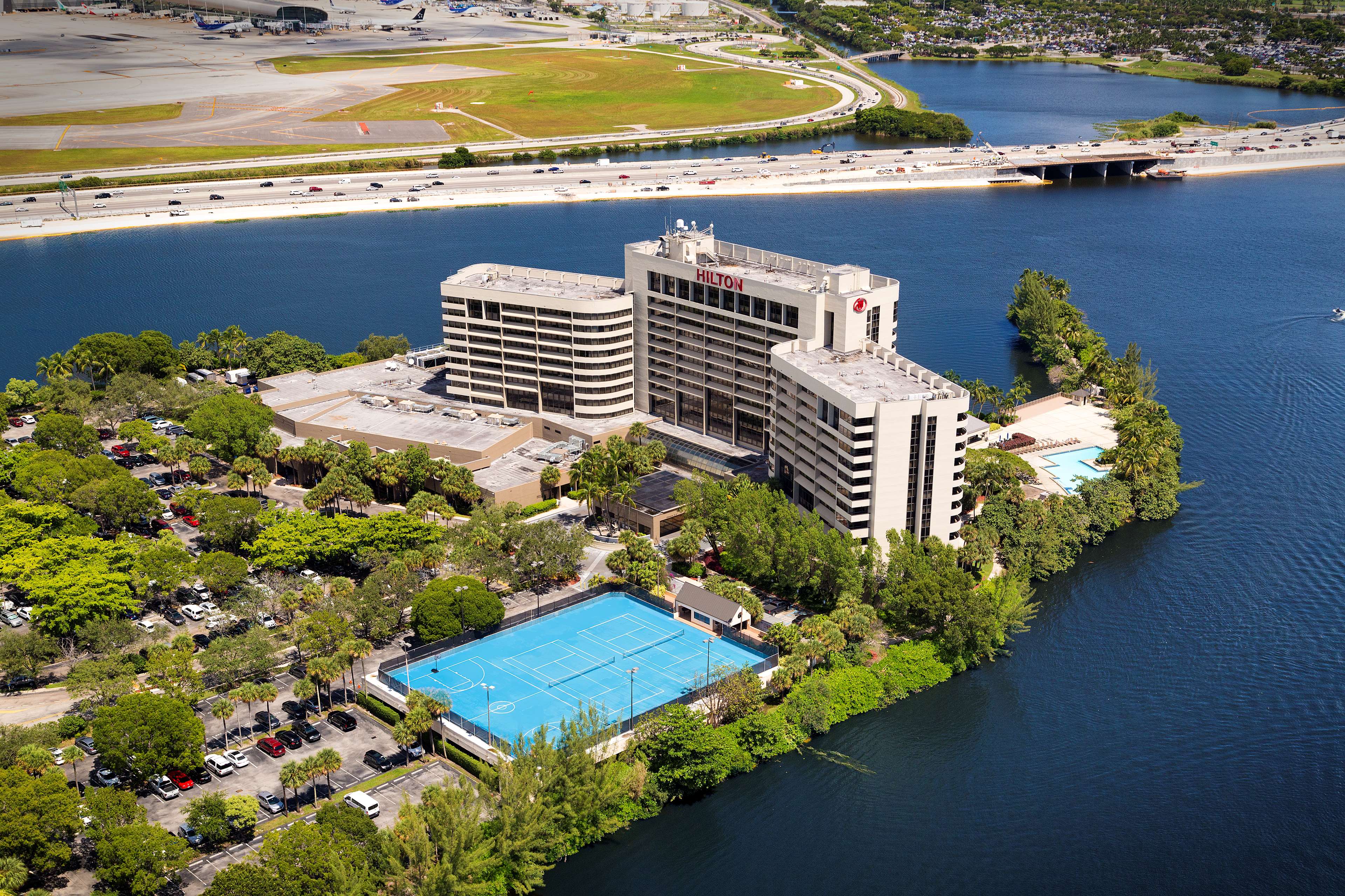 Hilton Miami Airport Blue Lagoon Photo