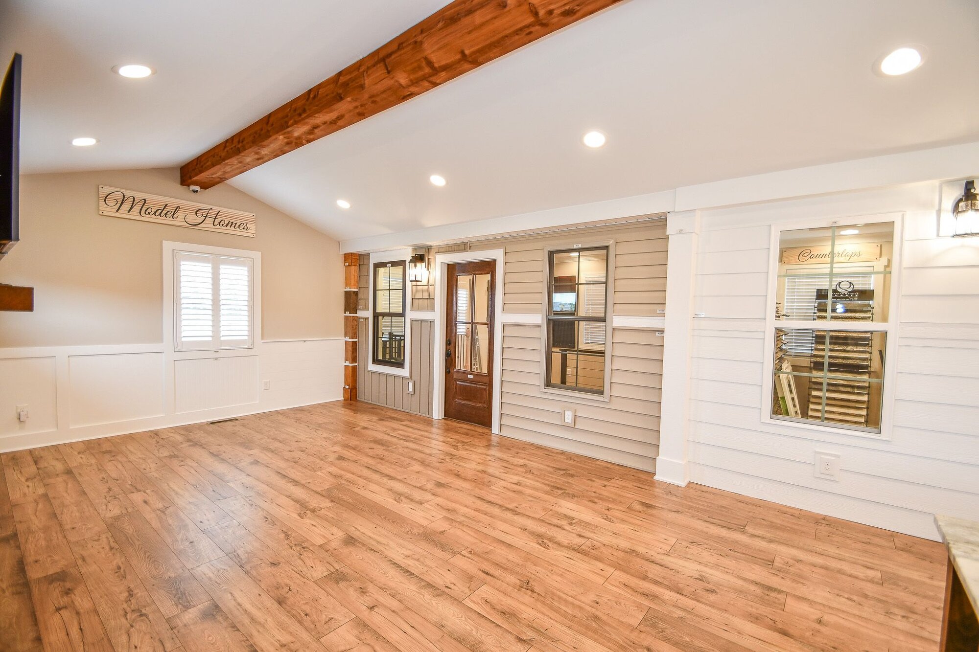 Emerald Pointe Construction, INC Image