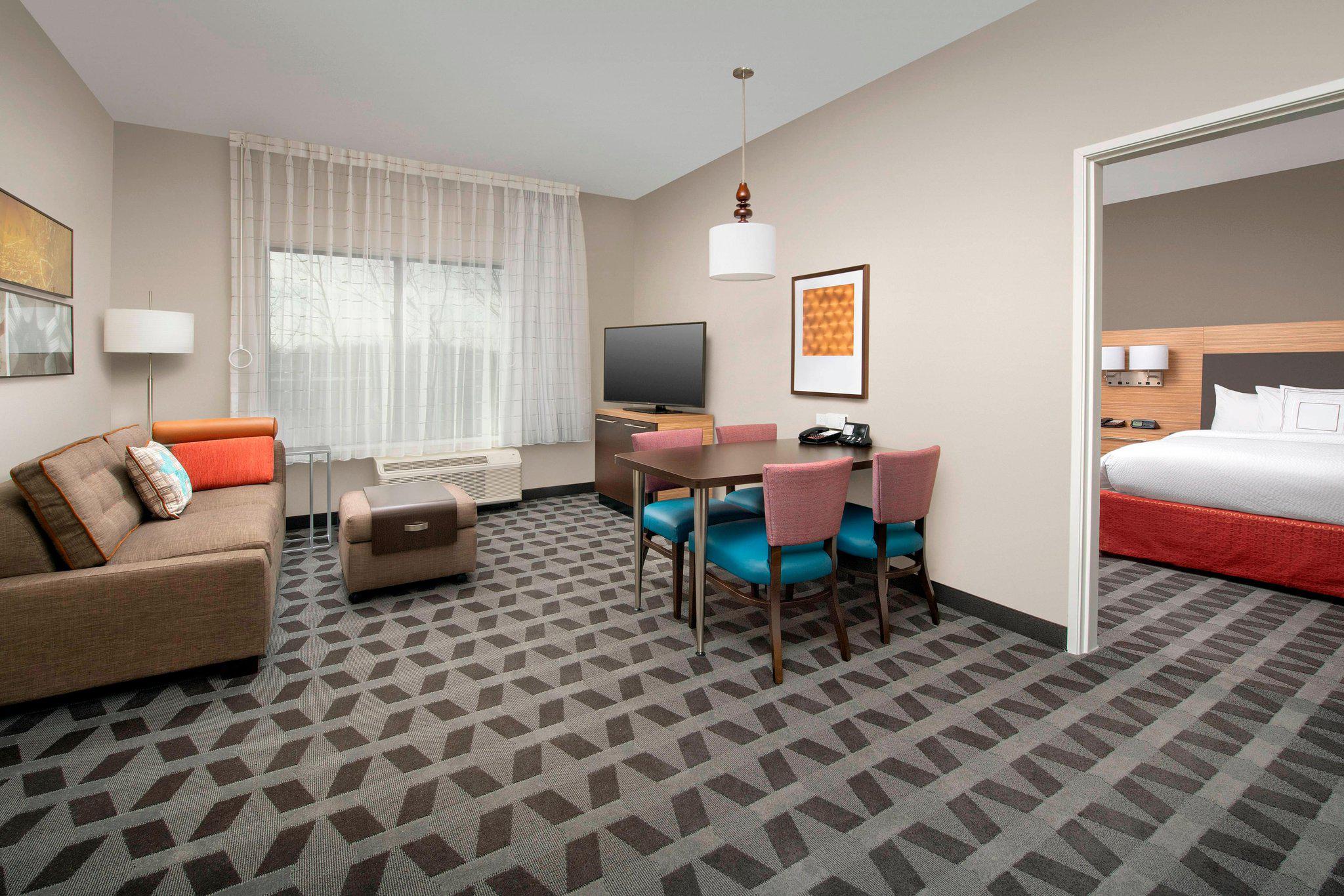 TownePlace Suites by Marriott College Park Photo