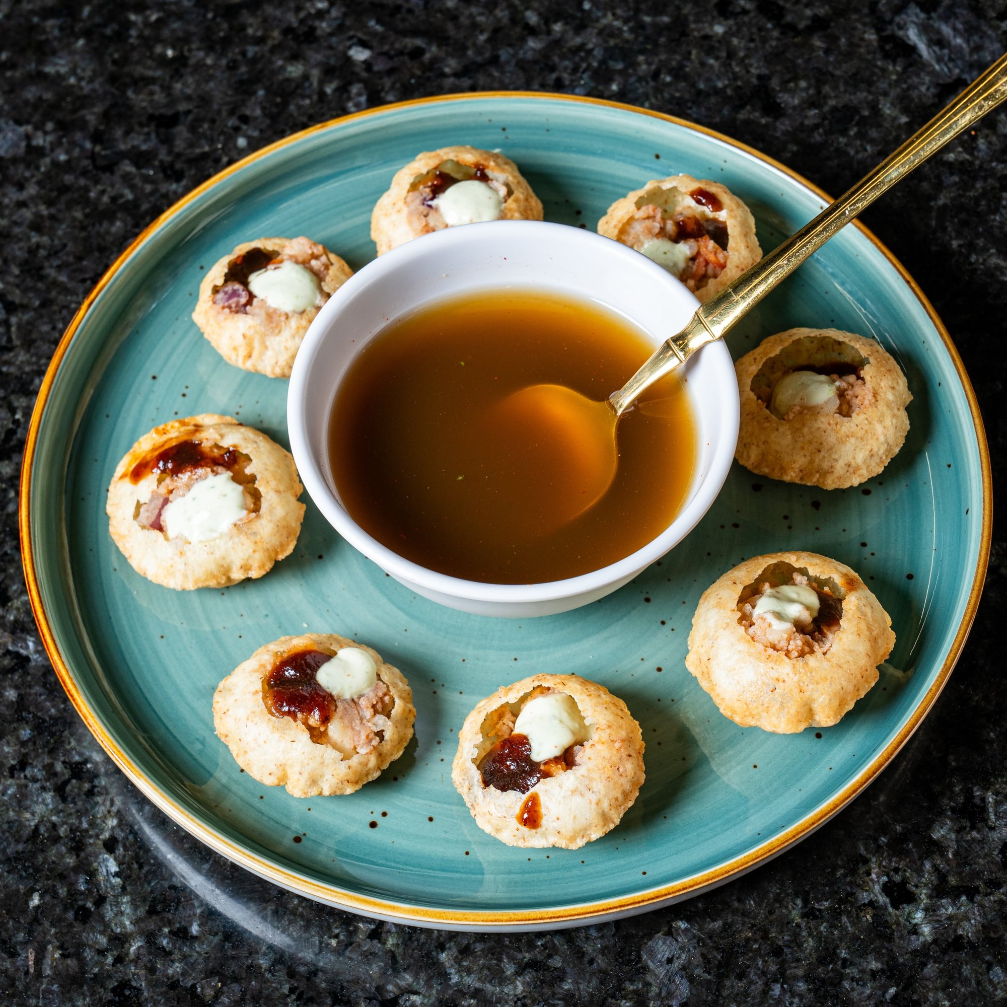 Gol Gappe/Pani Puri