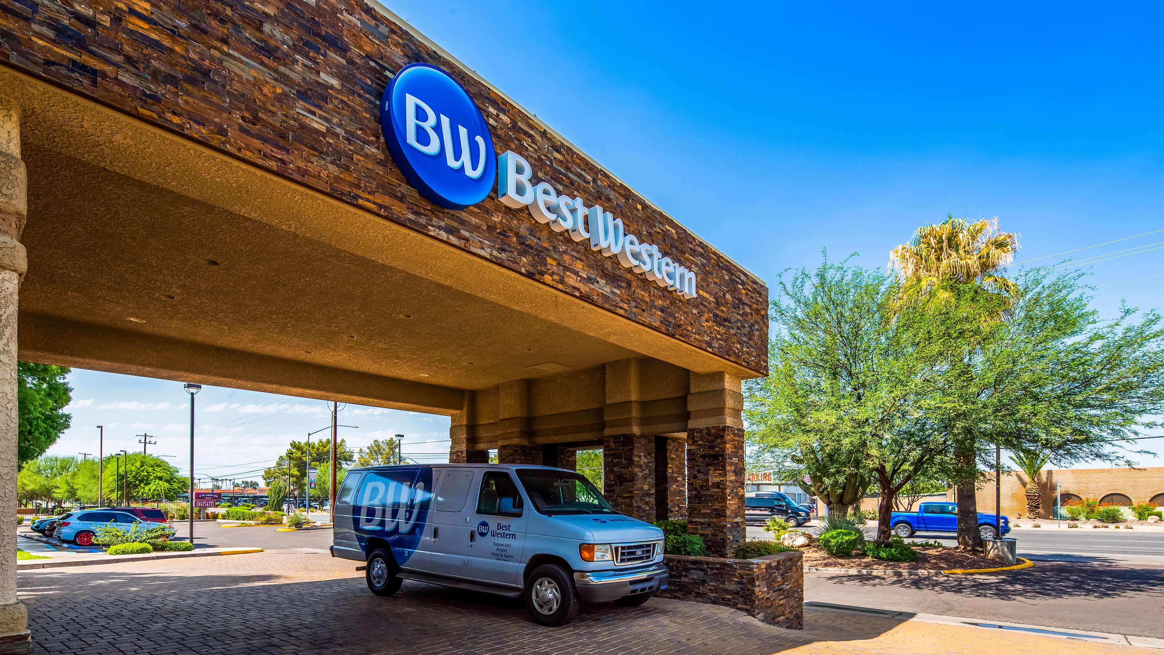 Best Western Tucson Int'l Airport Hotel & Suites Photo