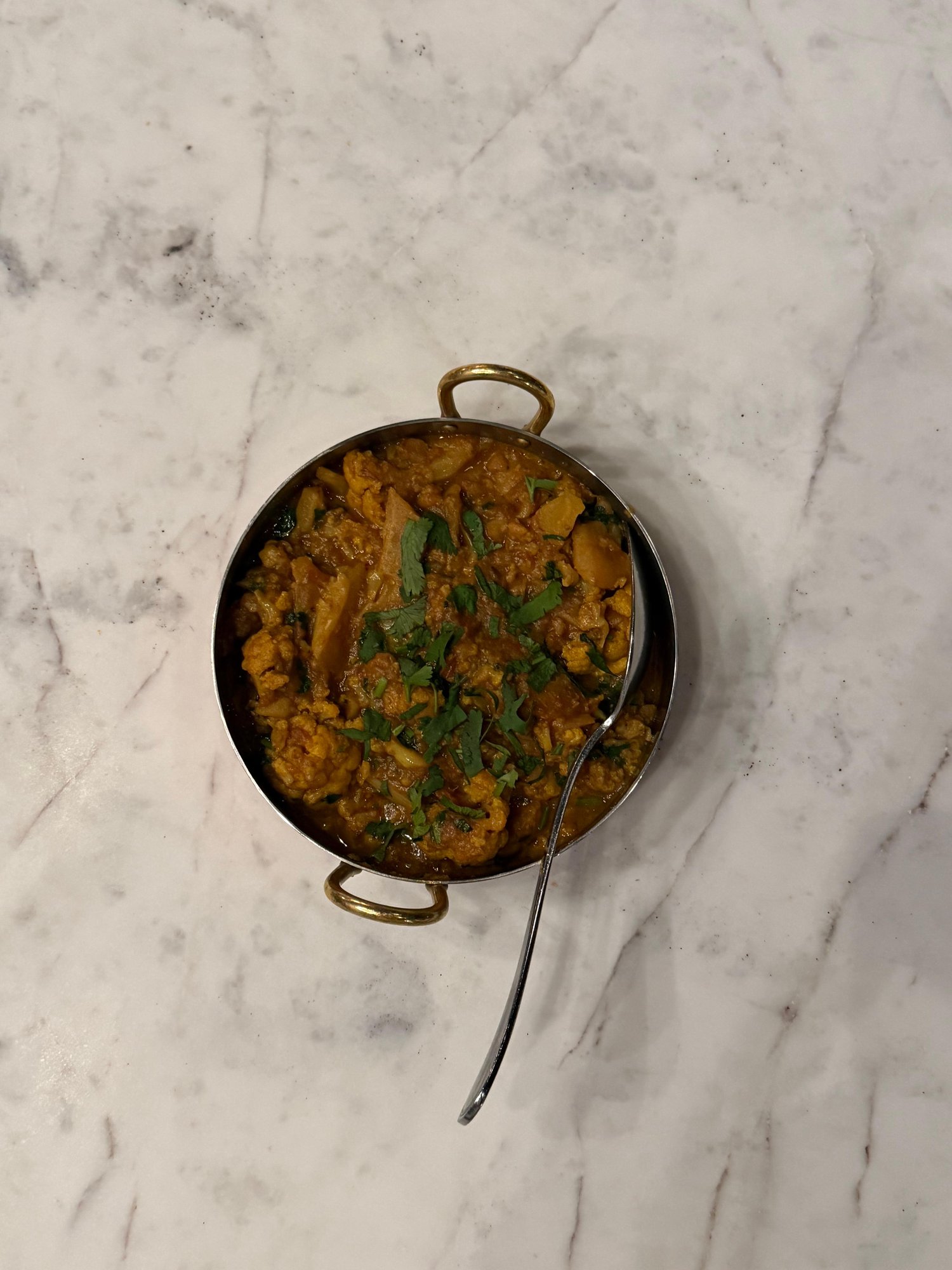 CAULIFLOWER CURRY
