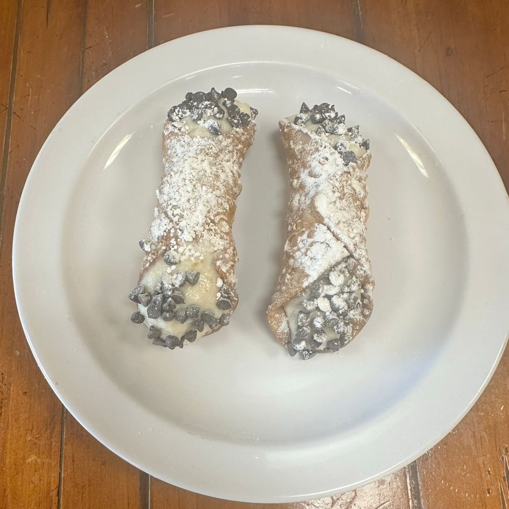 Cannoli with Chocolate Chips