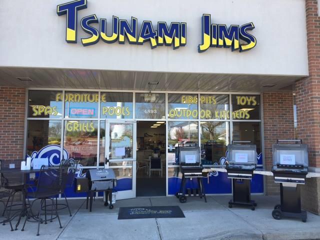 Tsunami Jims Pool & Spa Photo