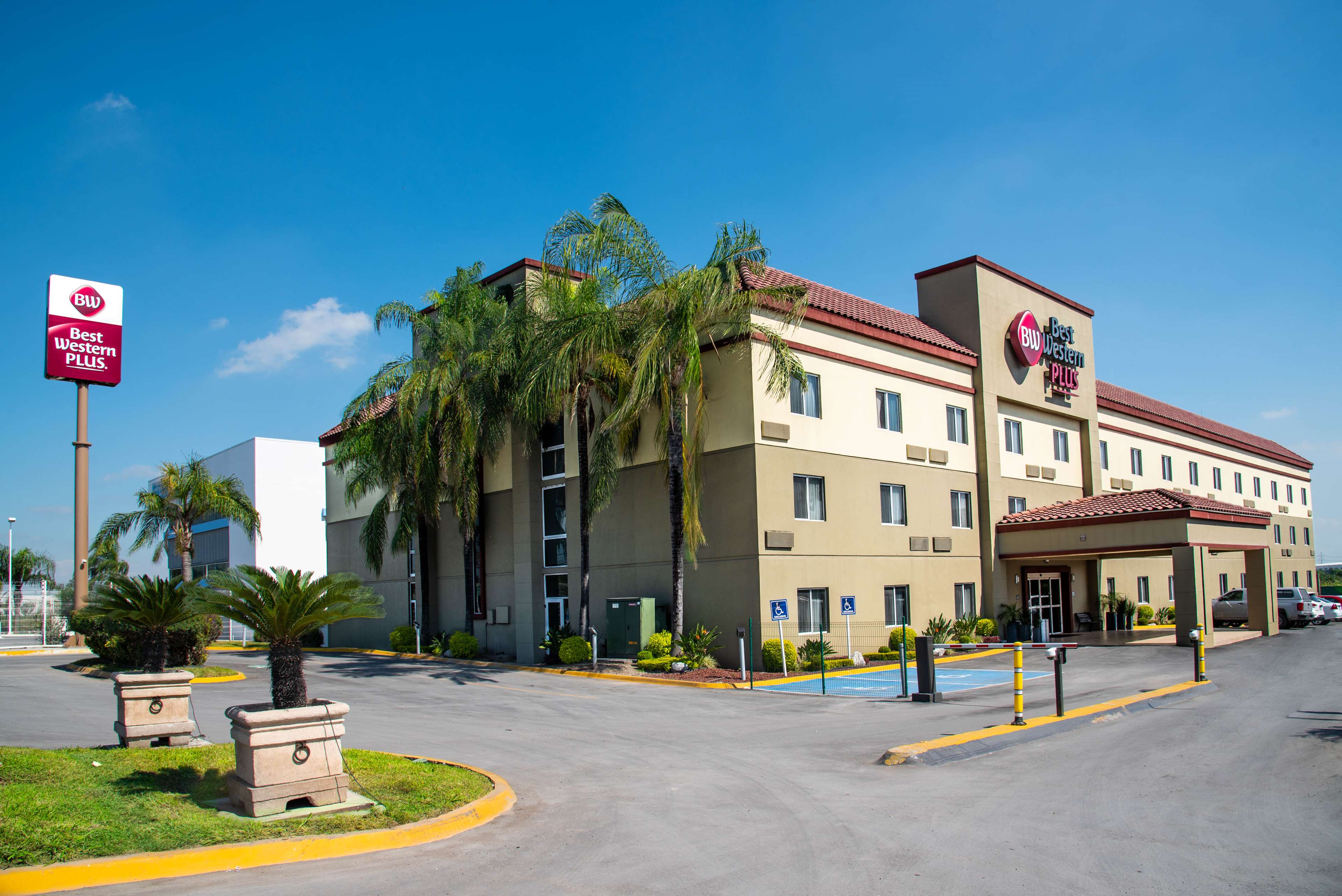Images Best Western Plus Monterrey Airport