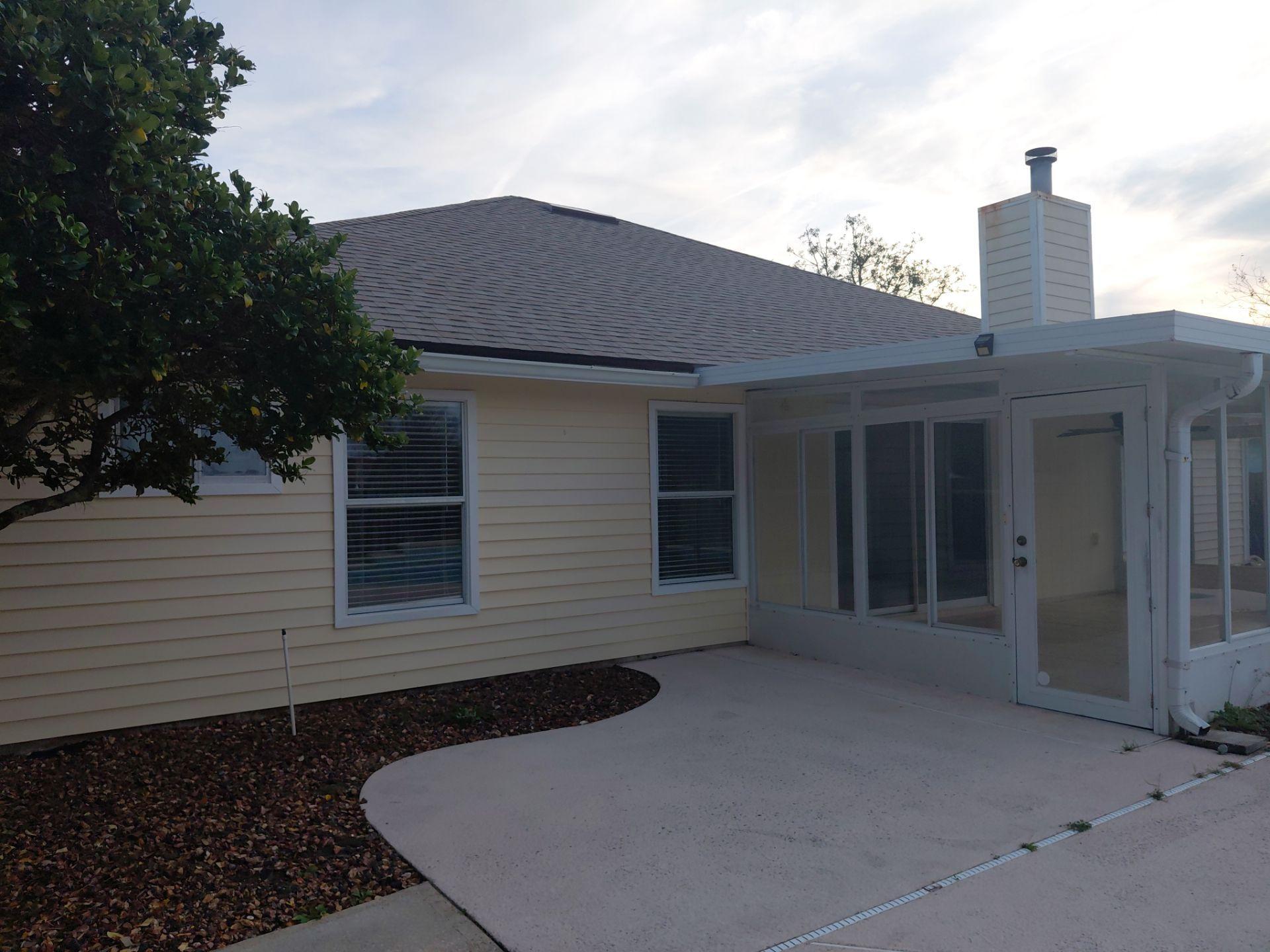 Pinnacle Roofing Image