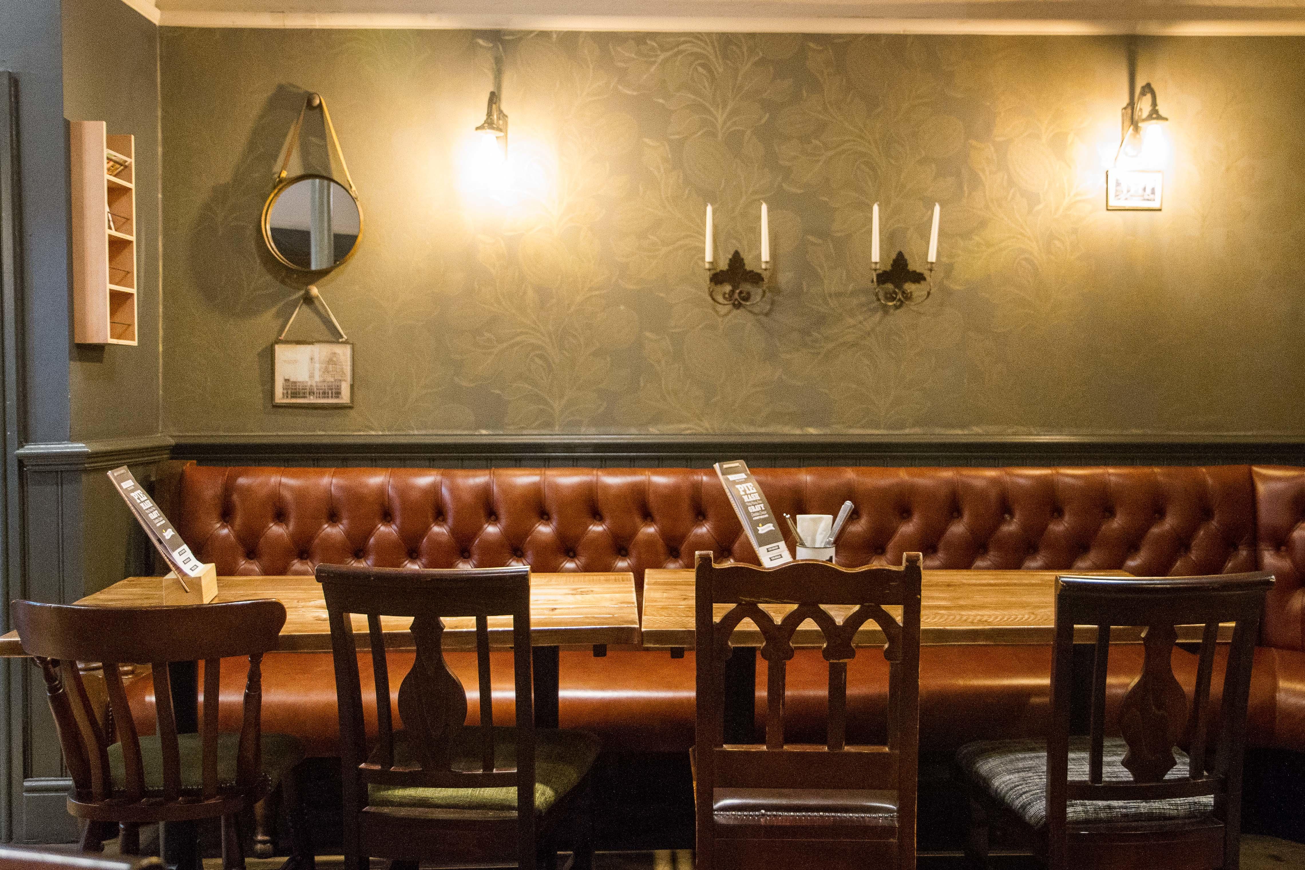 Images The Town Hall Tavern