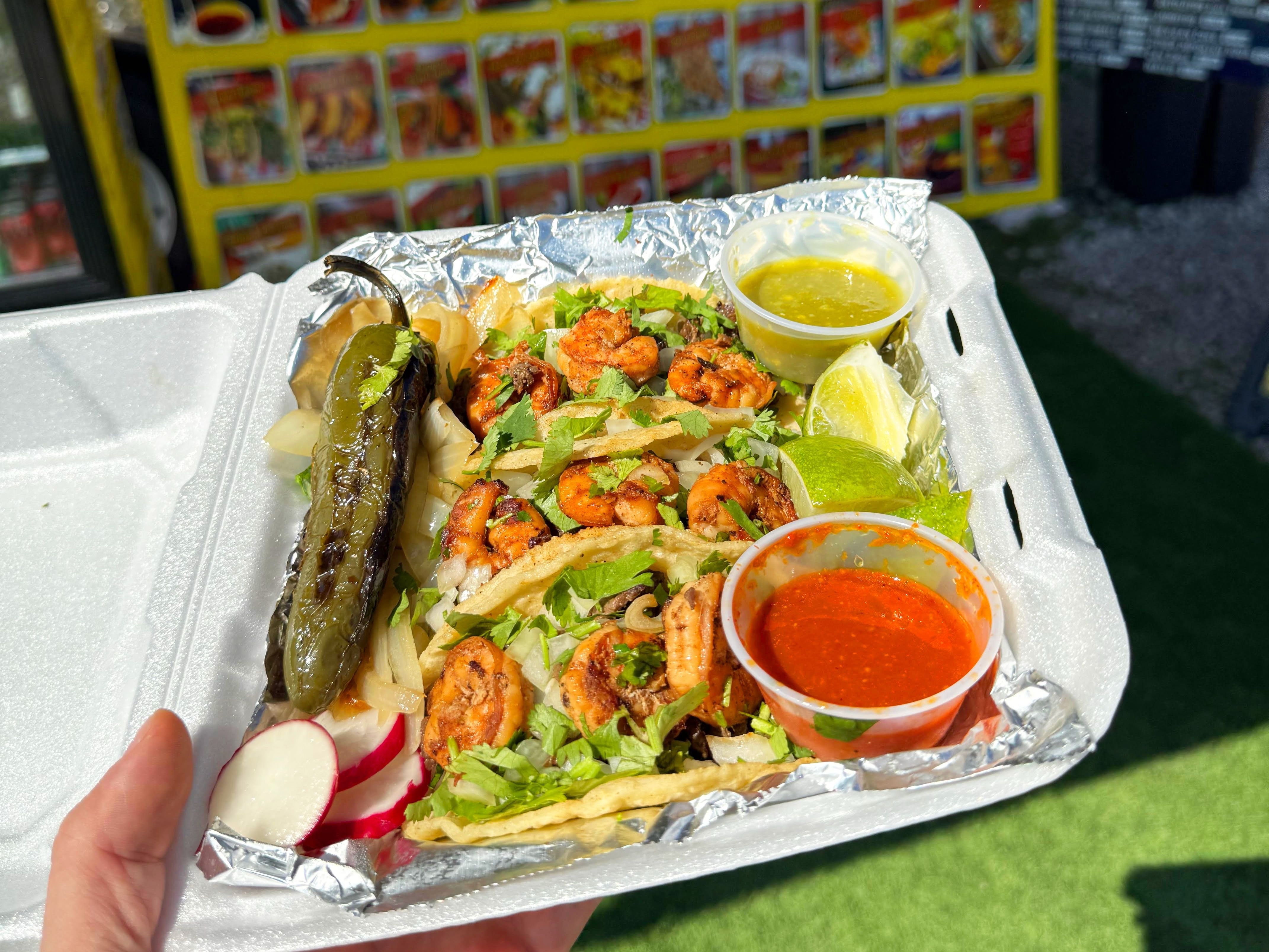 Mar Y Tierra Street Taco