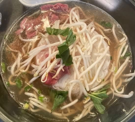 P5 - Rare Steak & Brisket Phở - Phở Tái Nạm