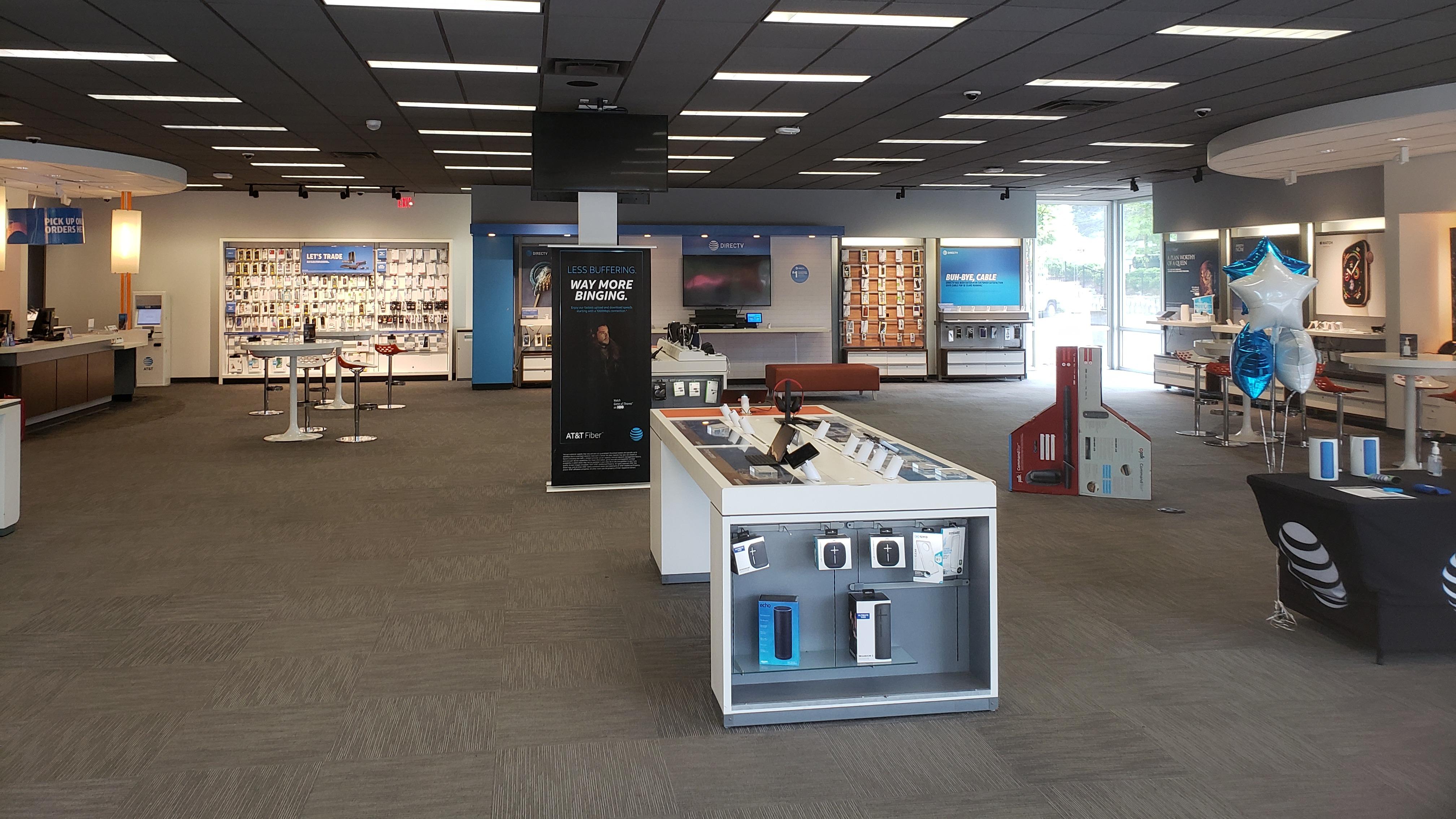 AT&T Store Photo